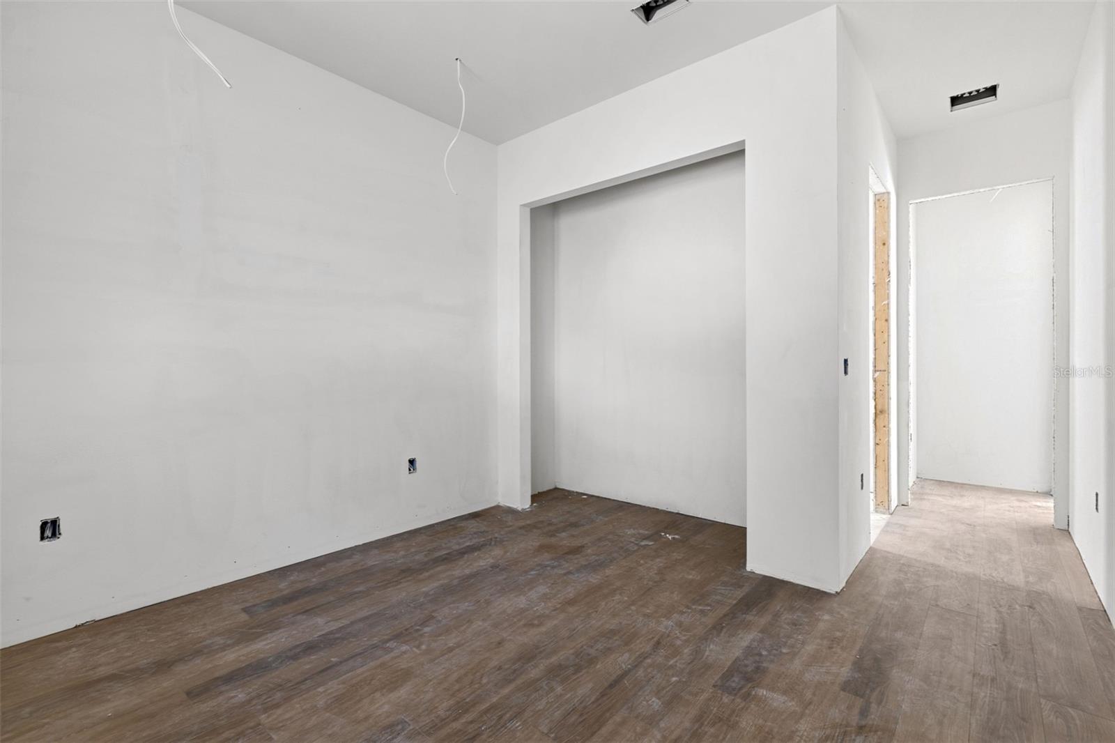 RIVERBEND MANOR - Residential