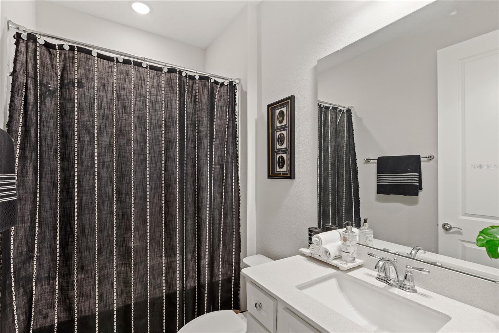 FOOTHILLS OF MOUNTDORA PHASE 4 - 1A/1B113/147 LOT9 - Residential