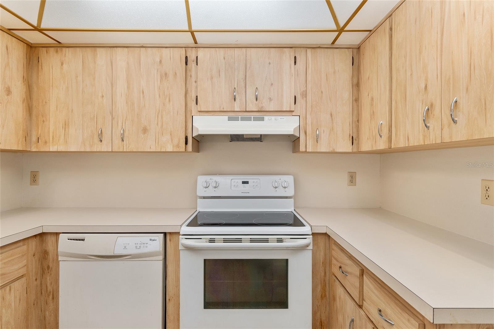 ON TOP OF THE WORLD - Residential