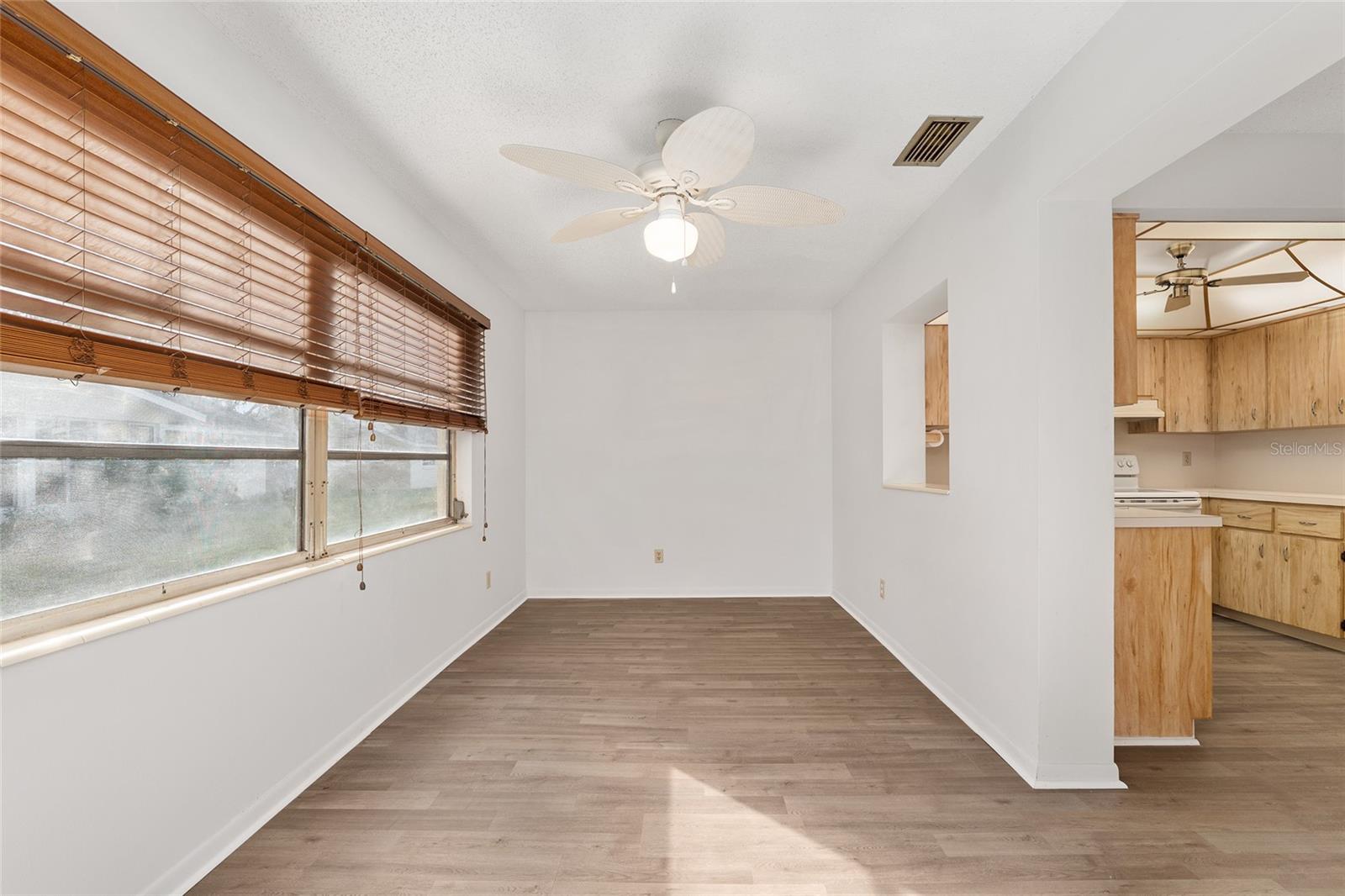 ON TOP OF THE WORLD - Residential