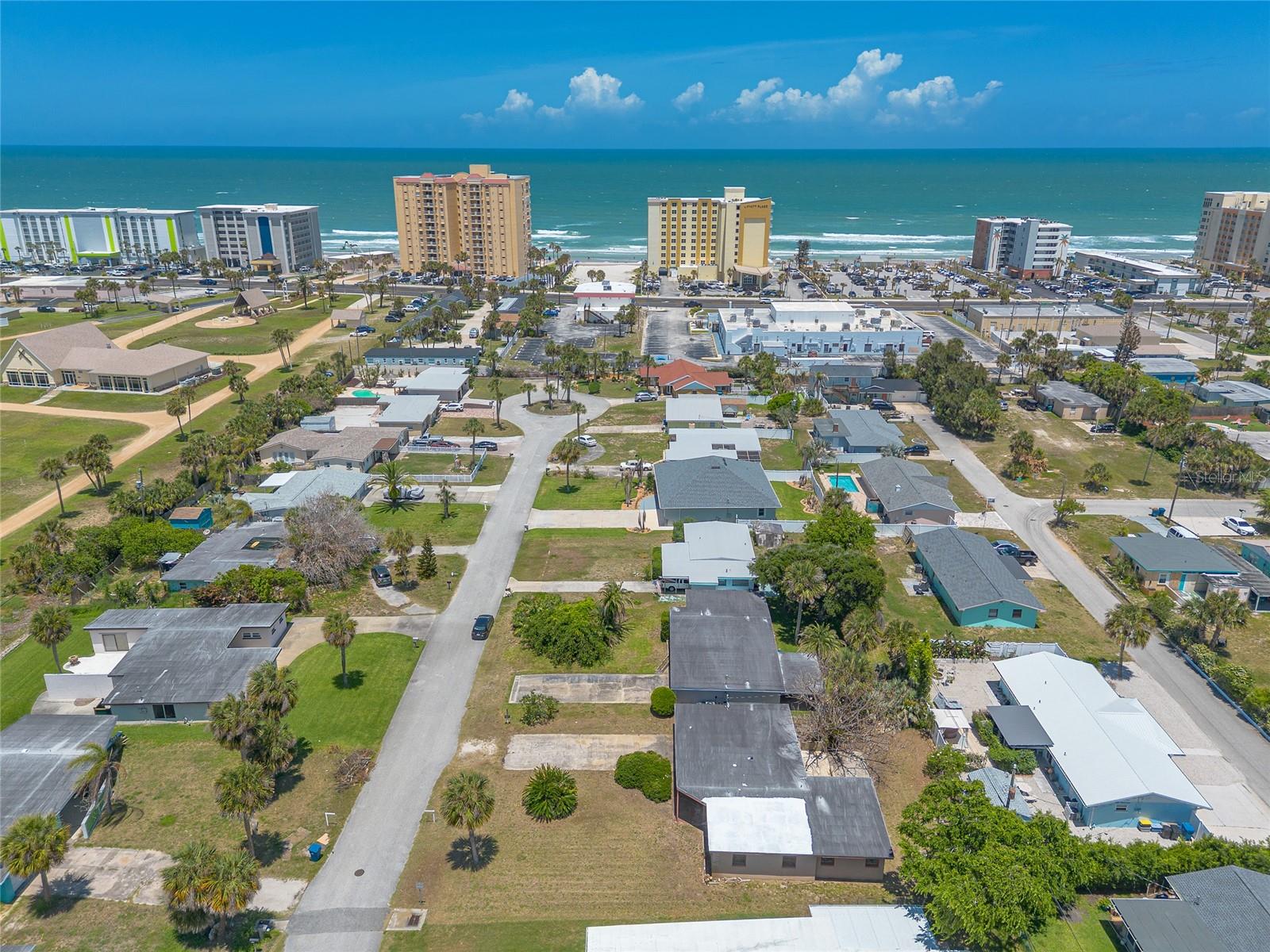 CAROLYN TERRACE - Residential