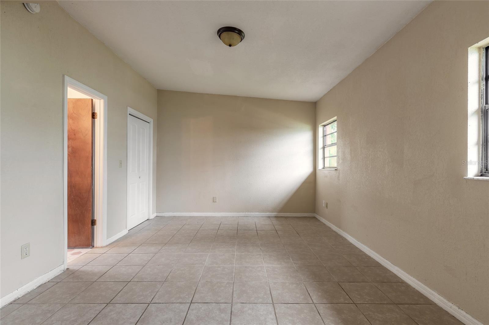 CAROLYN TERRACE - Residential