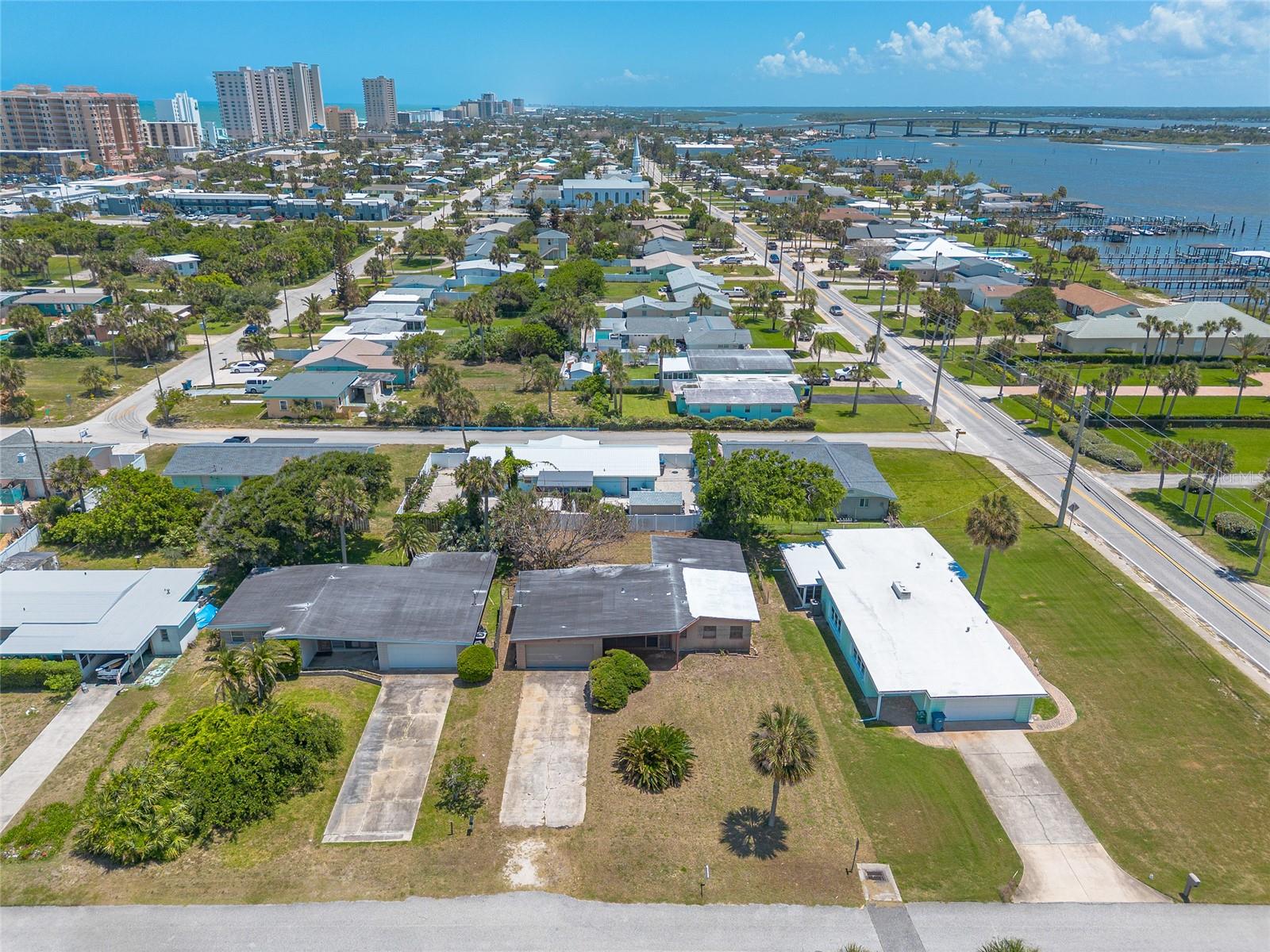CAROLYN TERRACE - Residential
