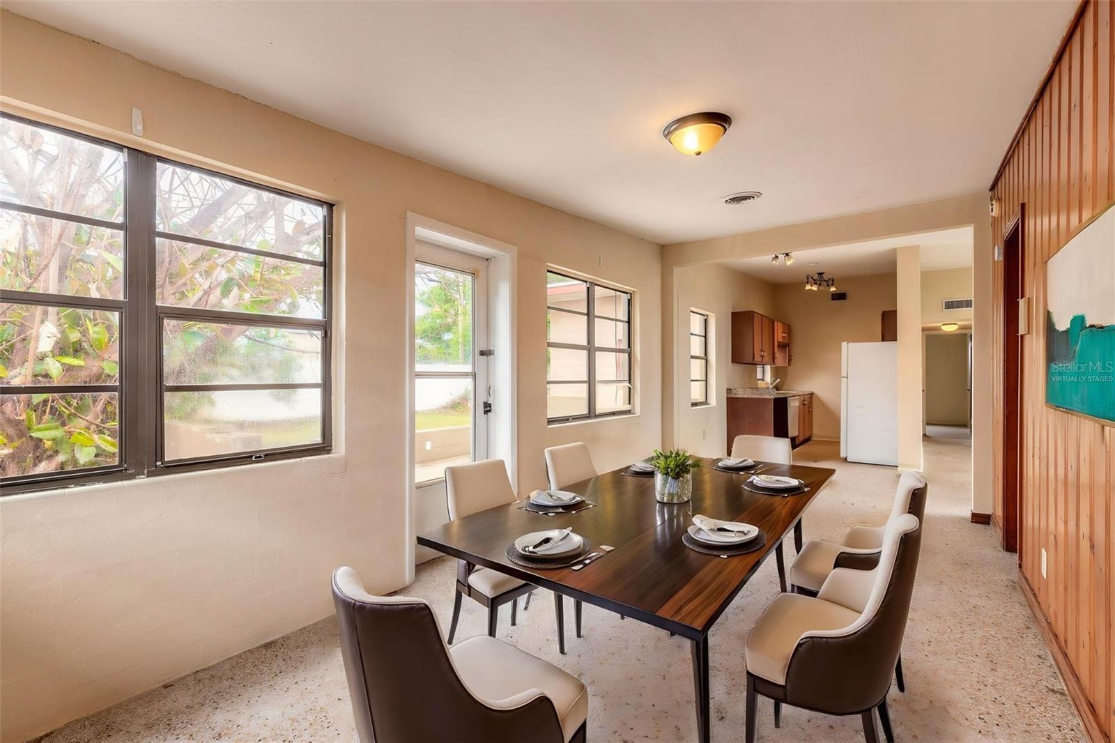 CAROLYN TERRACE - Residential