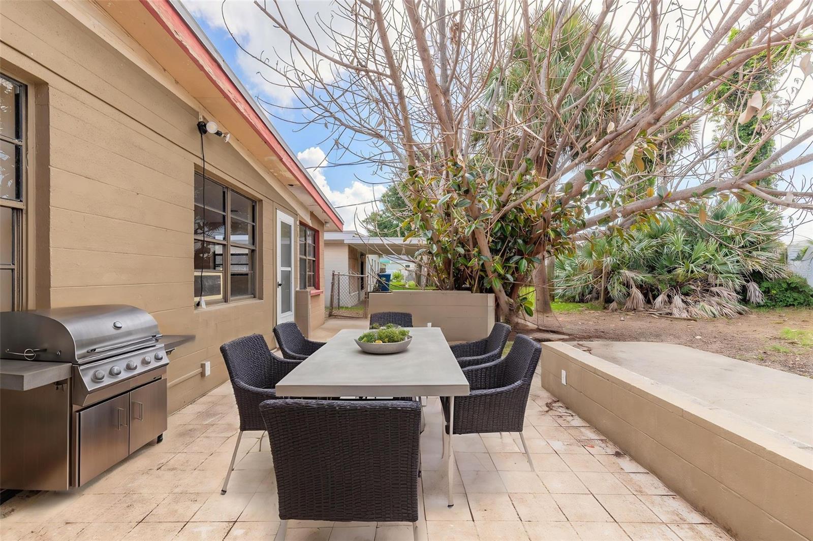 CAROLYN TERRACE - Residential