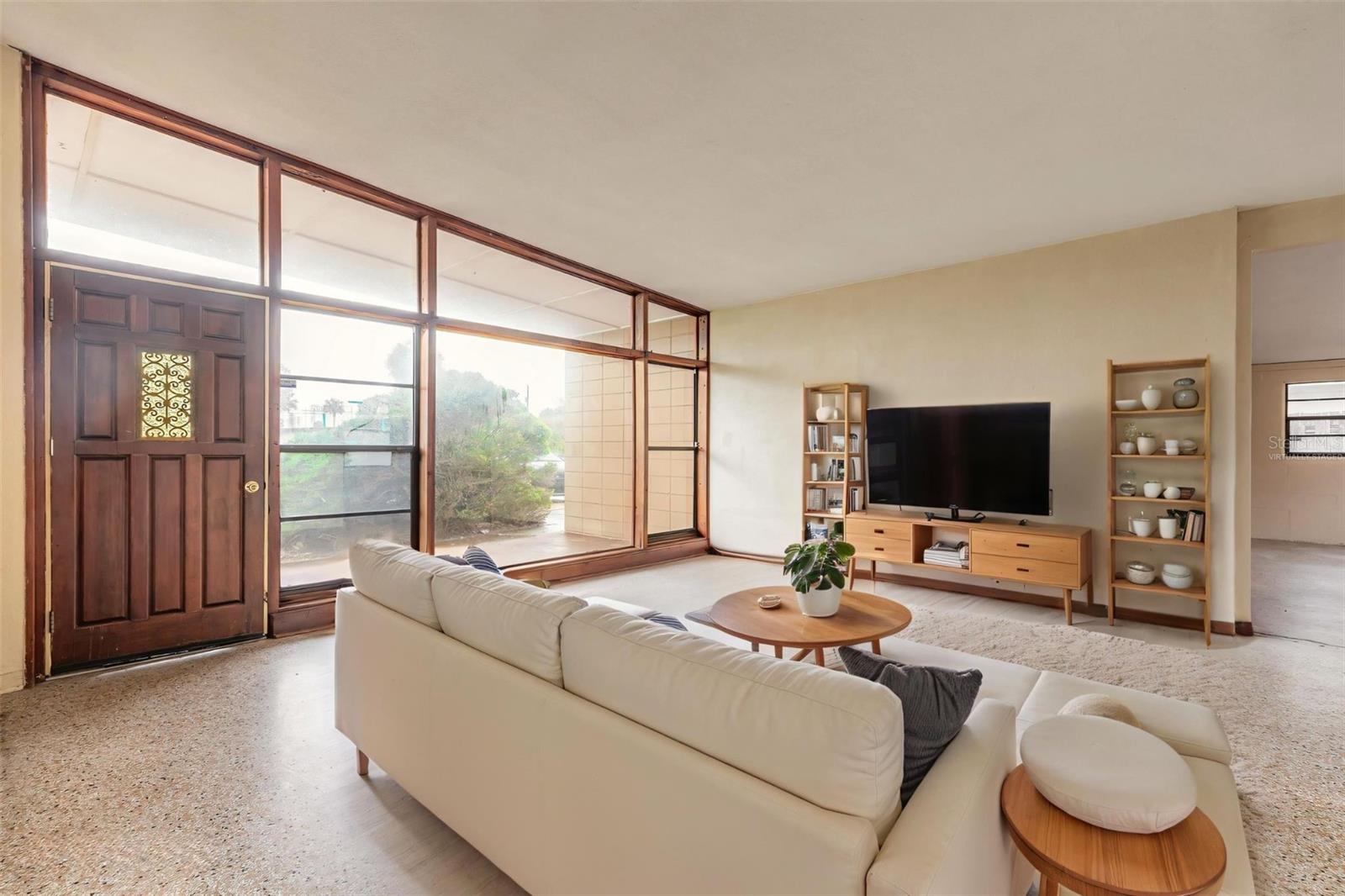CAROLYN TERRACE - Residential