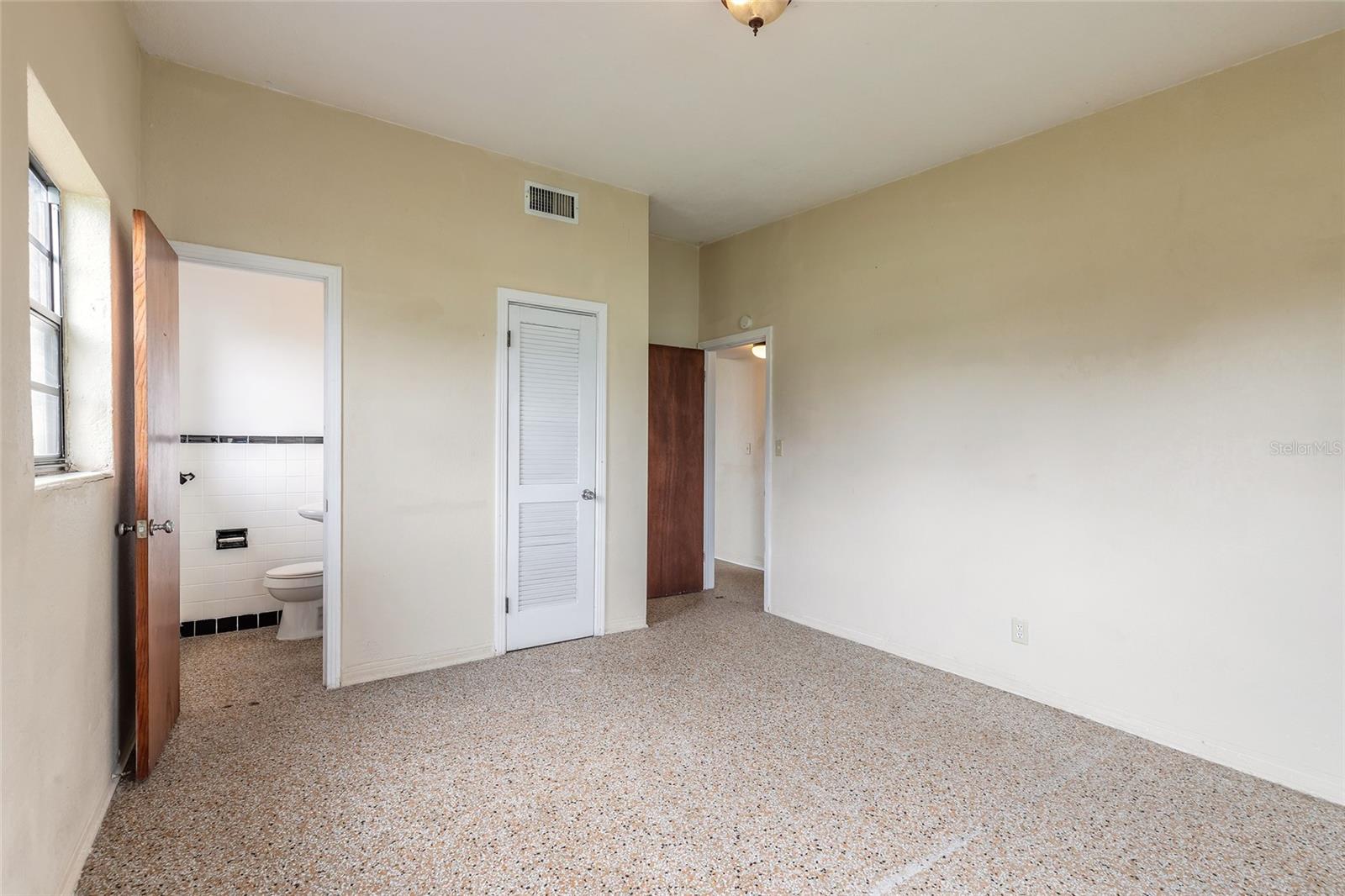CAROLYN TERRACE - Residential