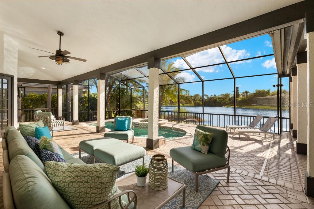 RIVER WALK - Residential