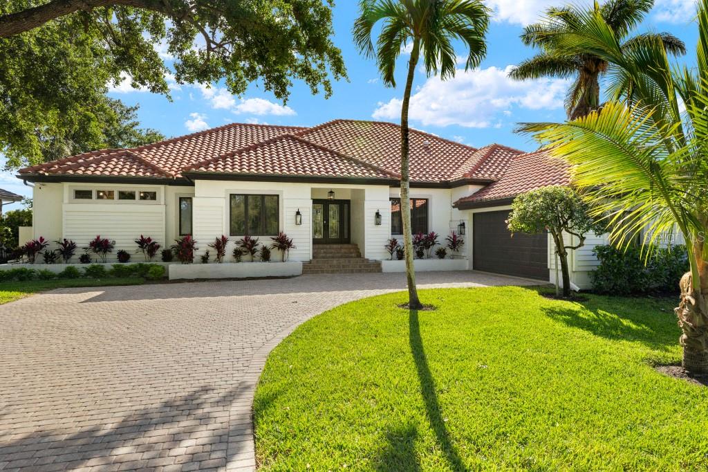 27441 COUNTRY CLUB DRIVE