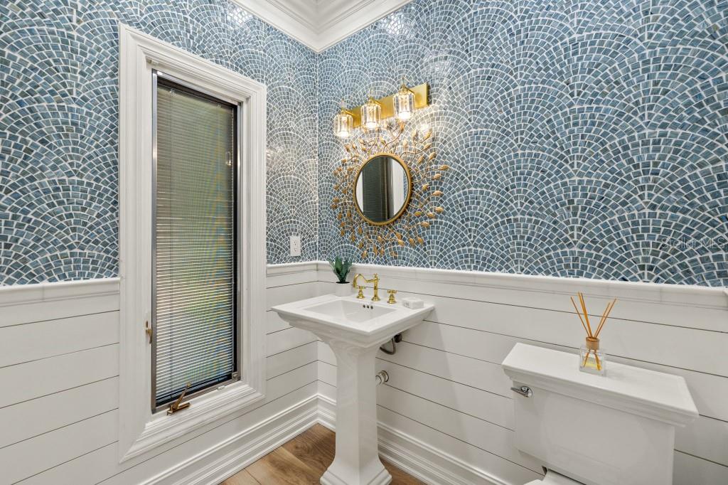 RIVER WALK - Residential