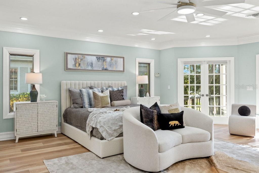 RIVER WALK - Residential