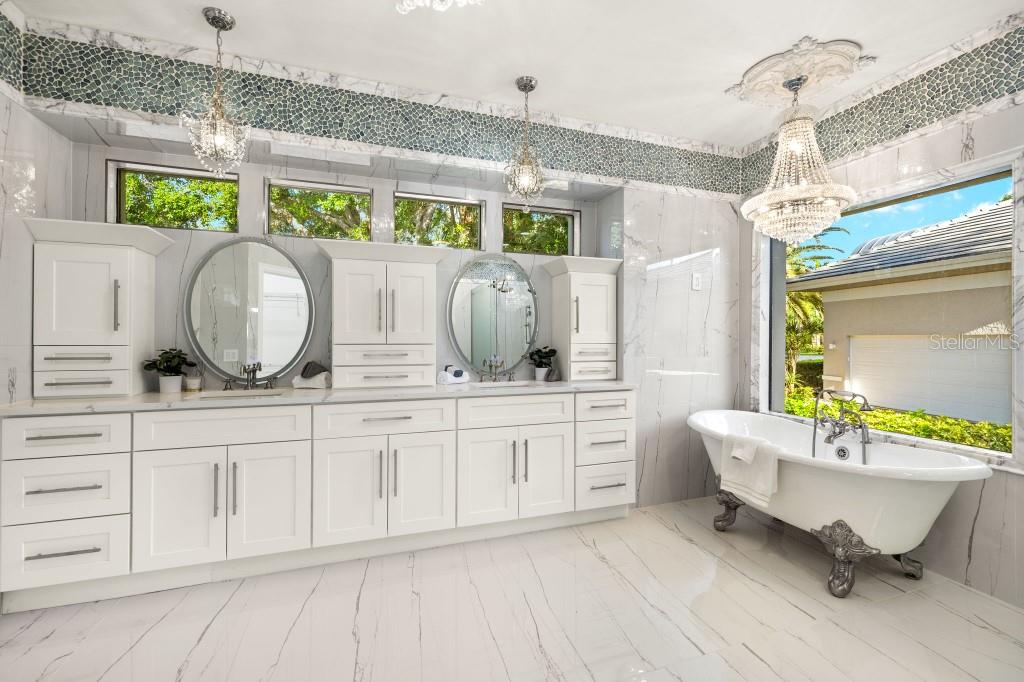 RIVER WALK - Residential