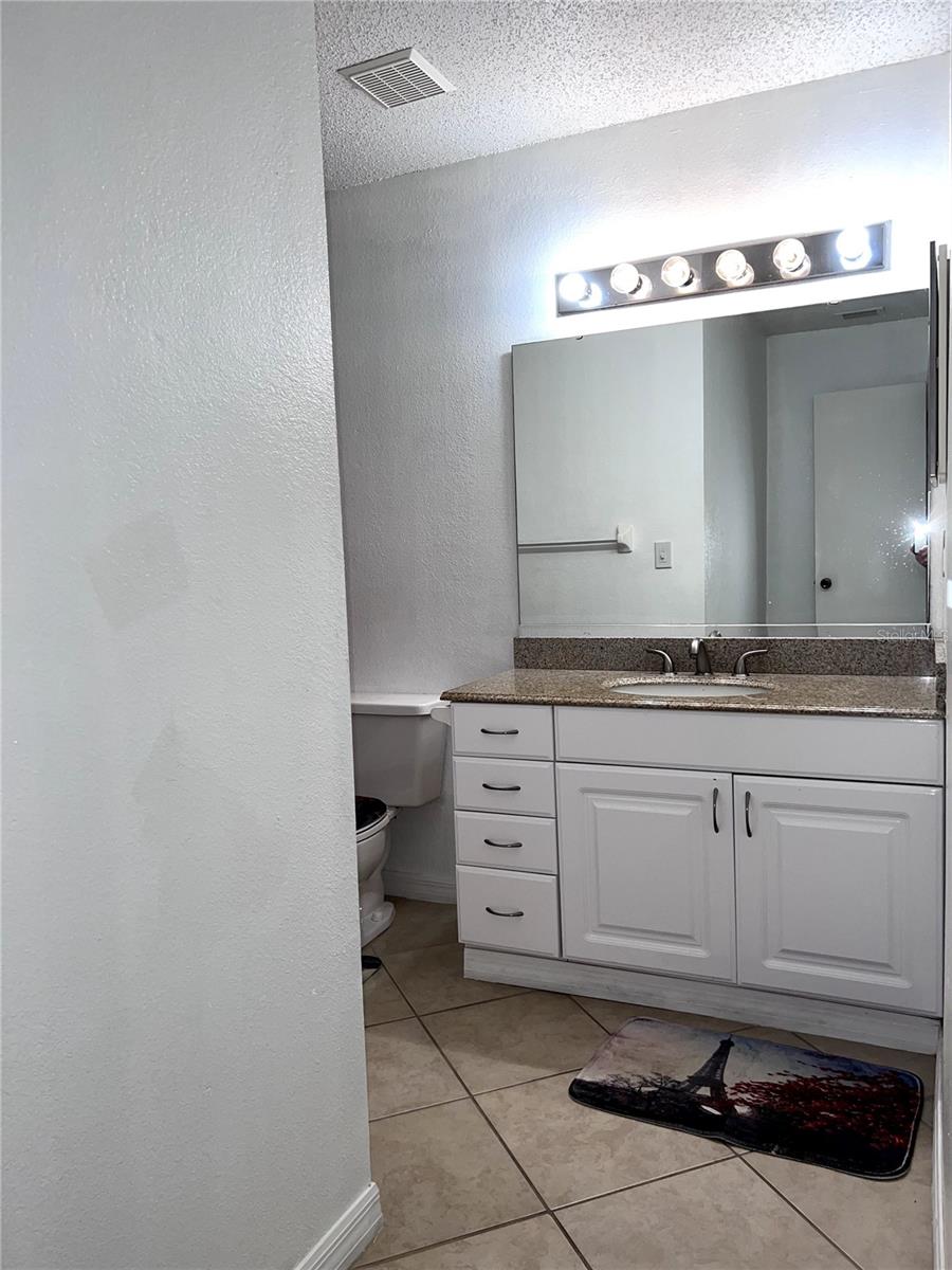 CASCADE AT KISSIMMEE CONDO - Residential Lease