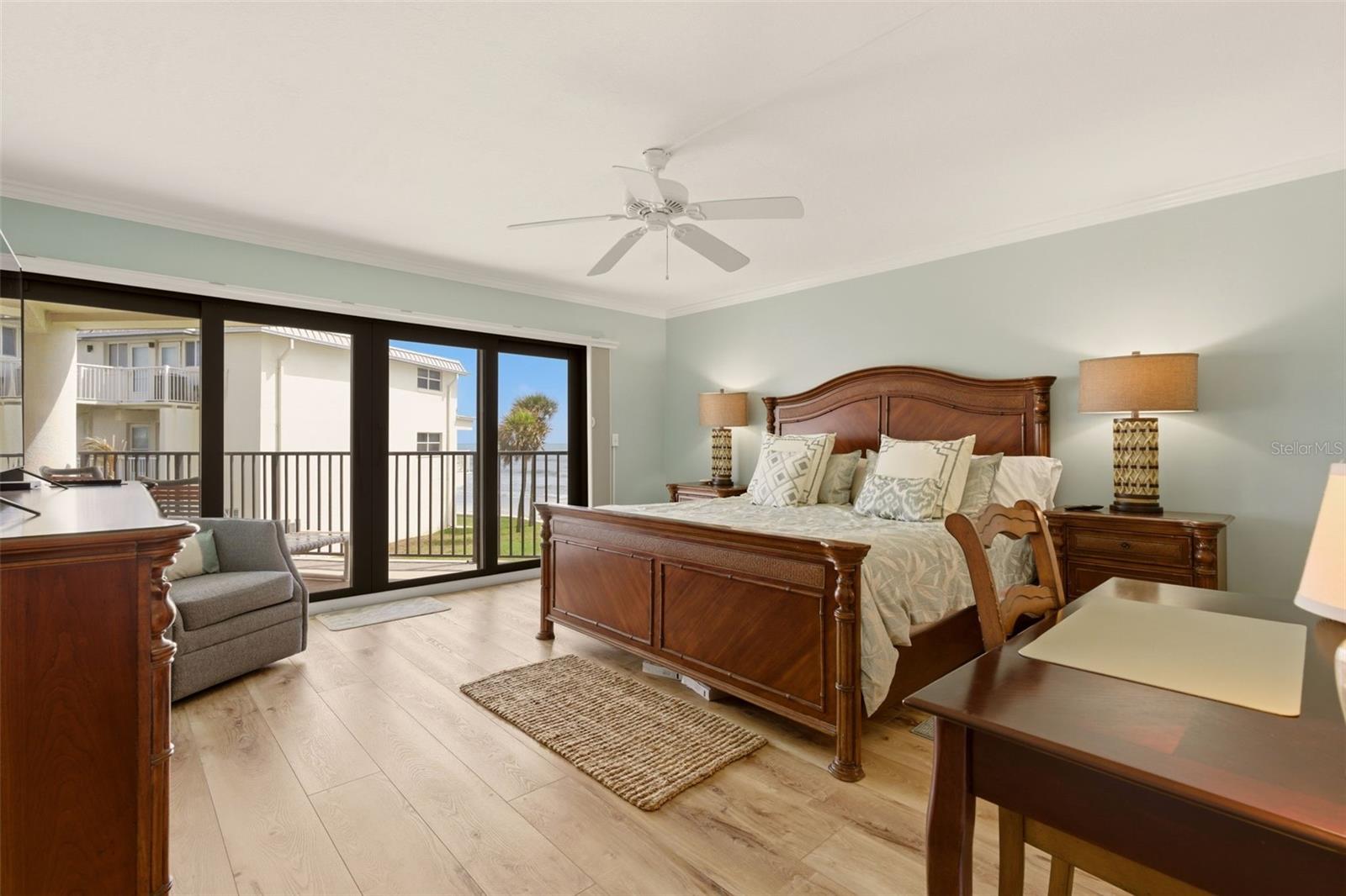 SILVER SANDS CONDOS - Residential