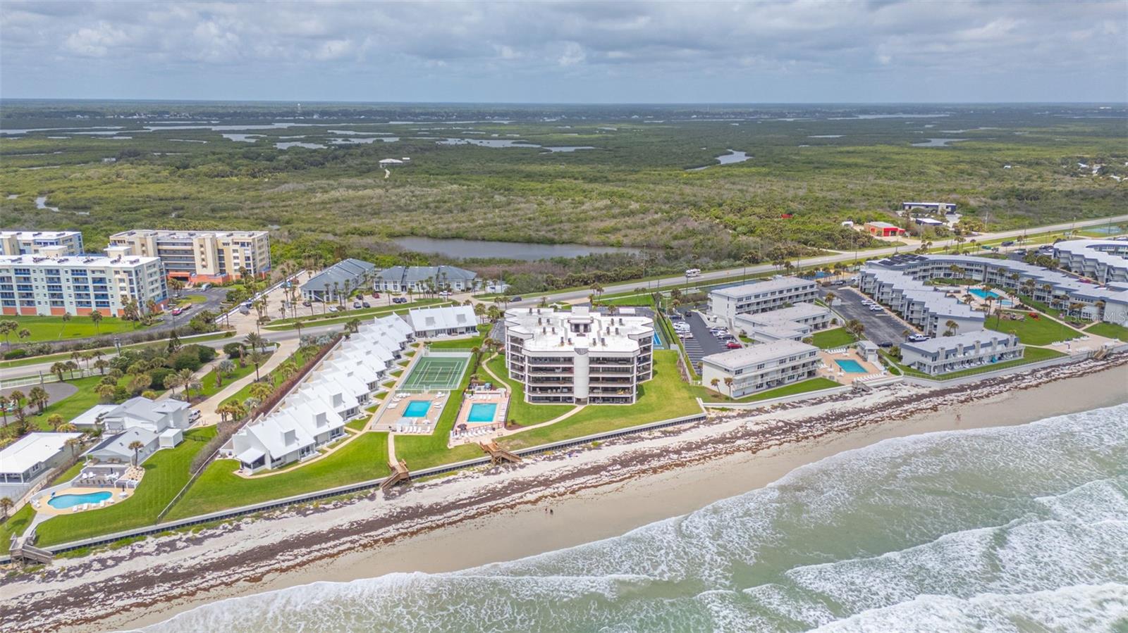 SILVER SANDS CONDOS - Residential