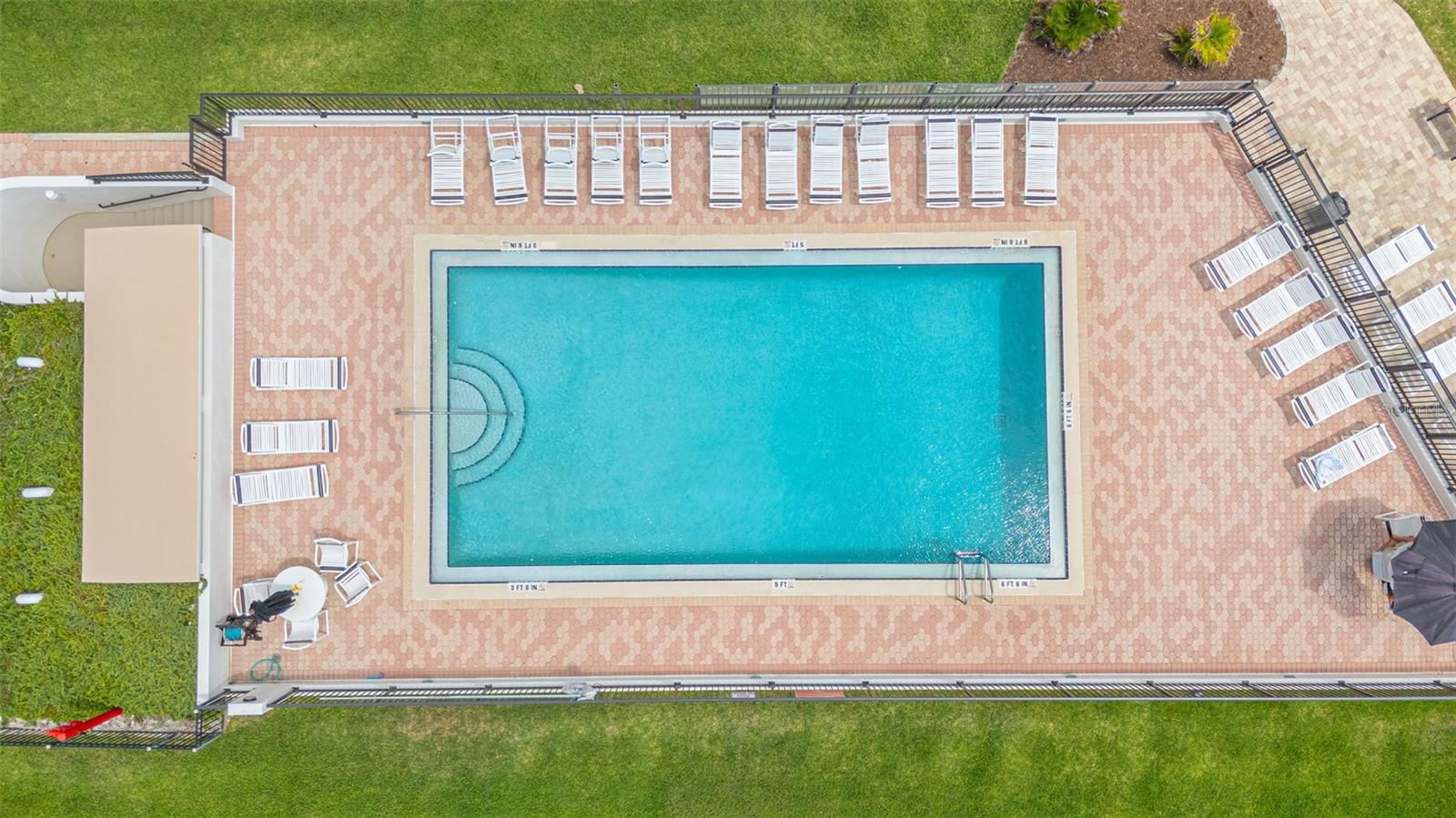 SILVER SANDS CONDOS - Residential