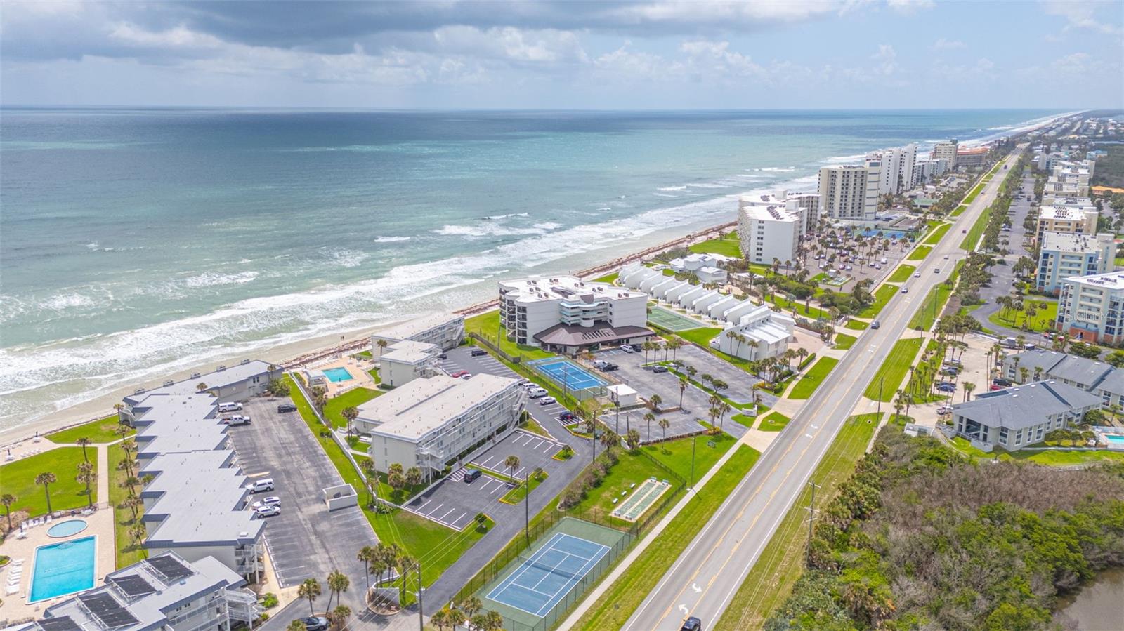 SILVER SANDS CONDOS - Residential
