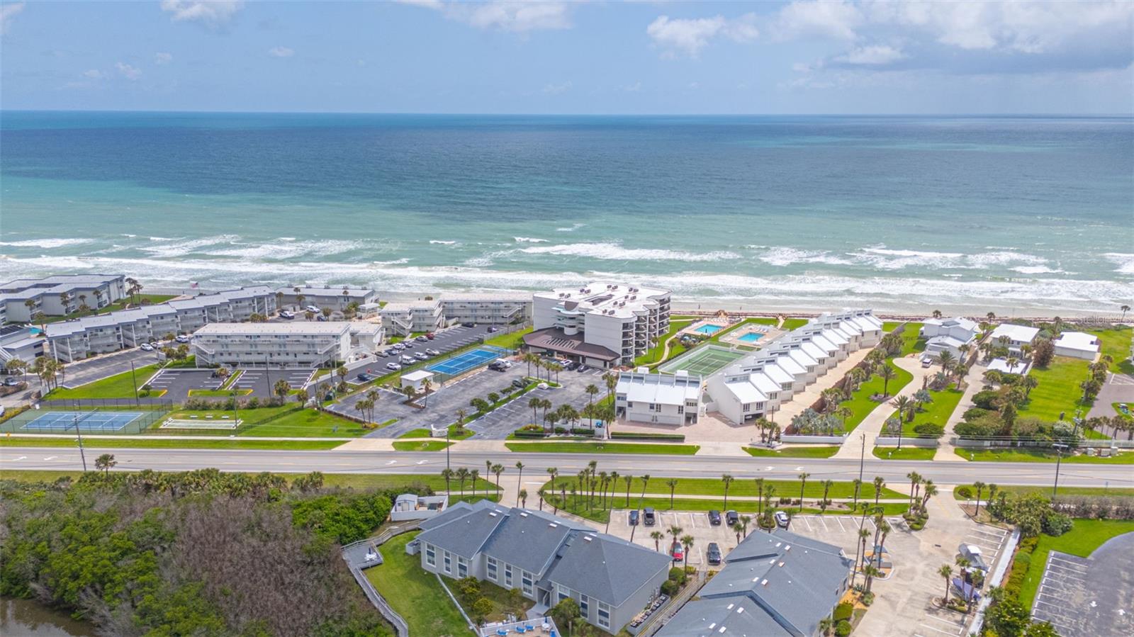SILVER SANDS CONDOS - Residential