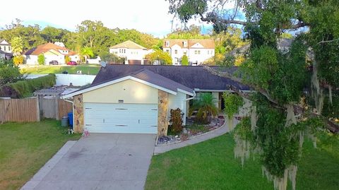 Photo of 13603 Westshire Drive, Tampa, FL 33618 (MLS # TB8431648)