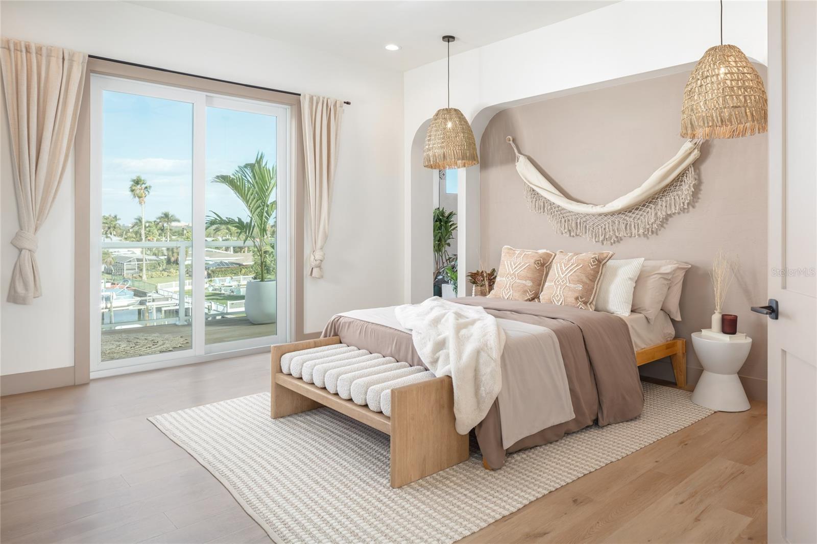 VILLA CAPRI - TI3 A CONDO - Residential