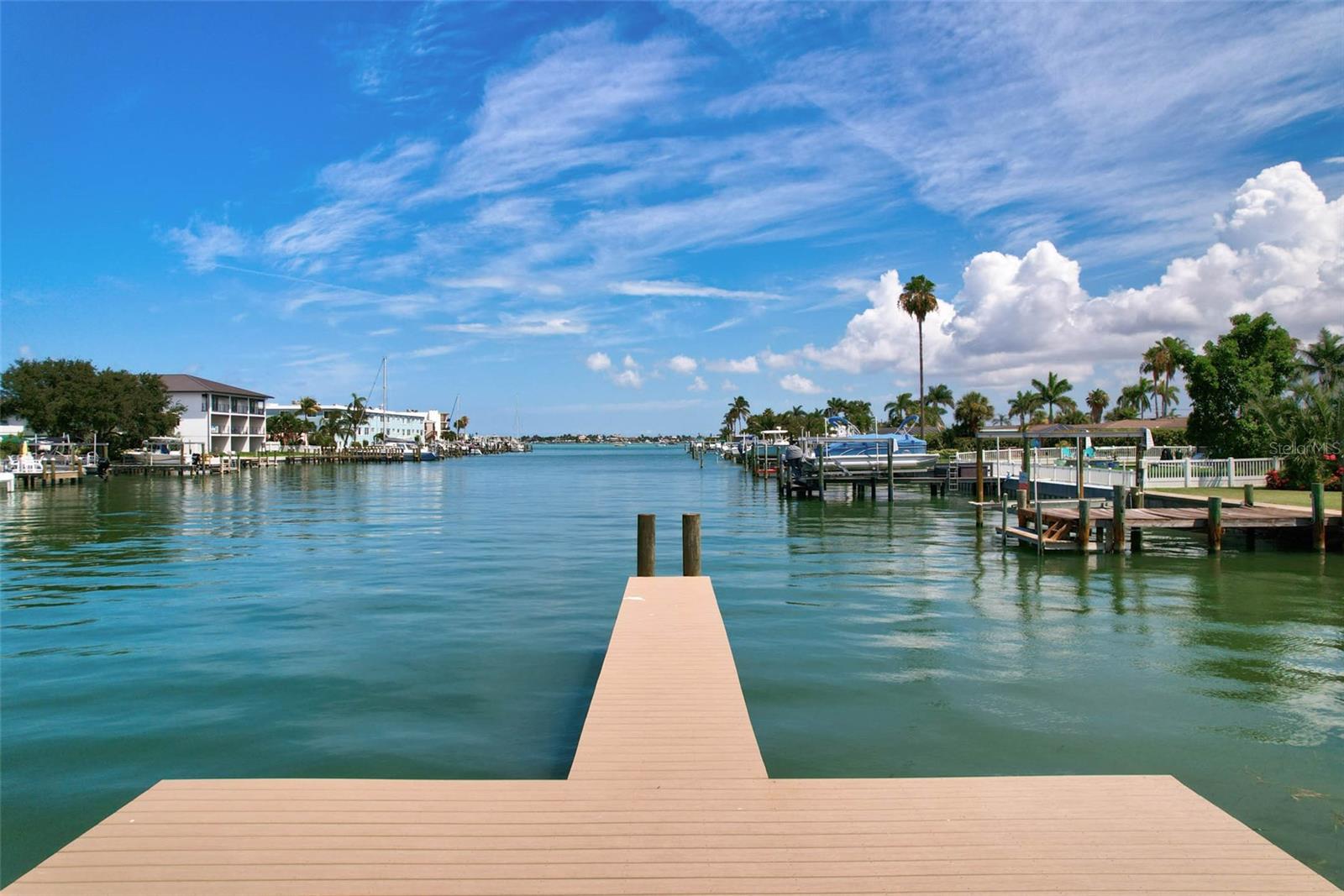 VILLA CAPRI - TI3 A CONDO - Residential