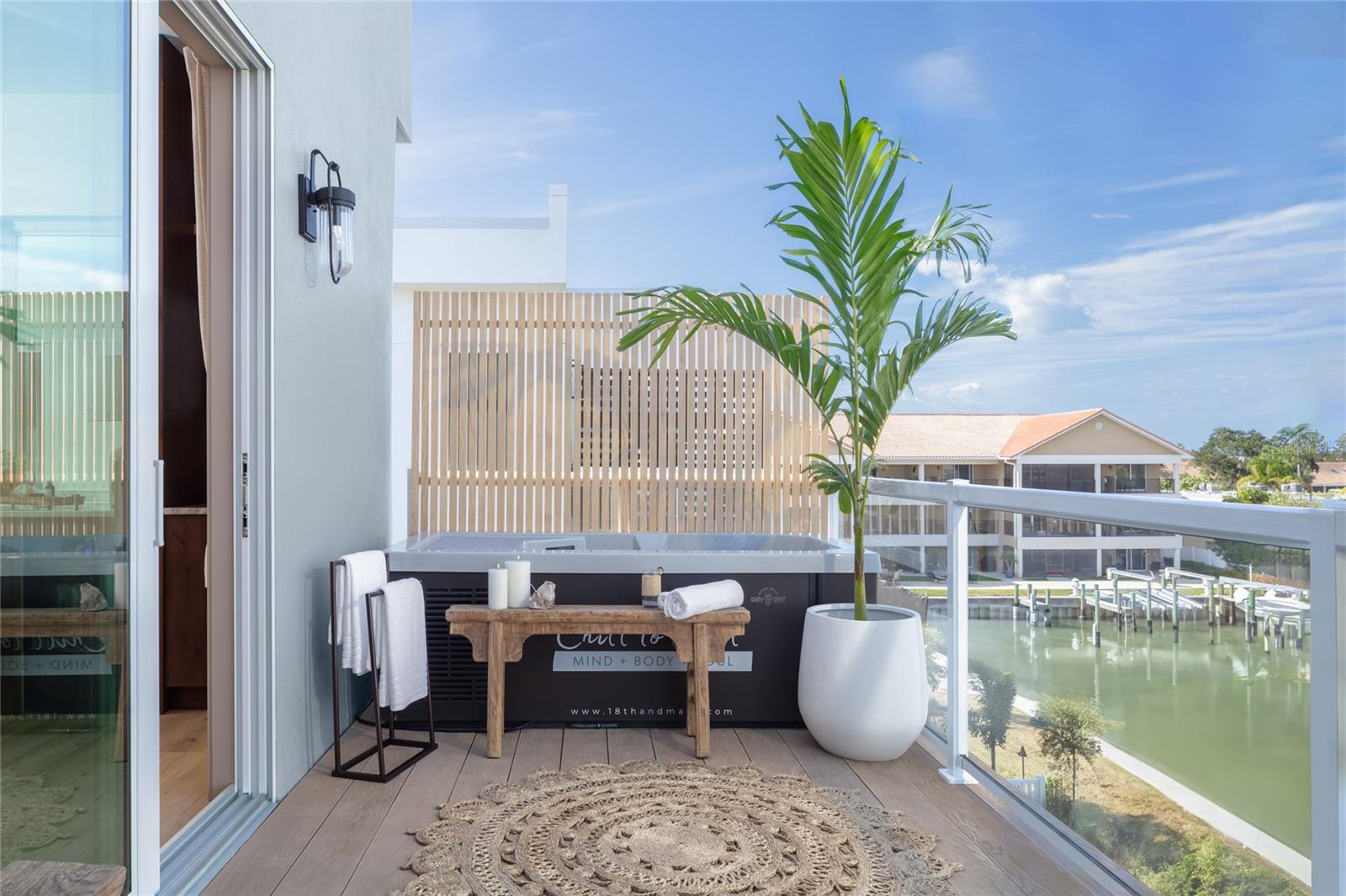 VILLA CAPRI - TI3 A CONDO - Residential