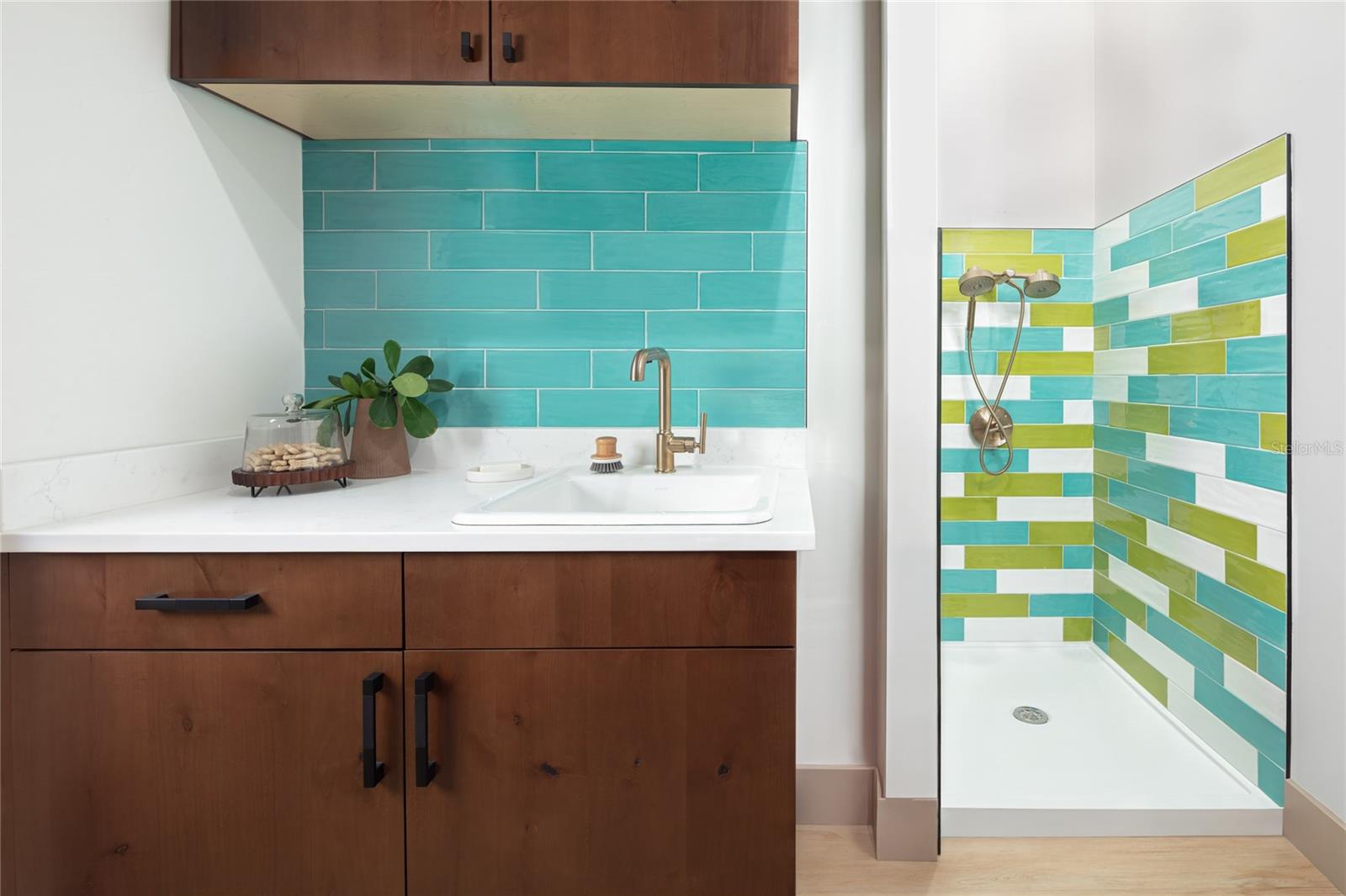 VILLA CAPRI - TI3 A CONDO - Residential