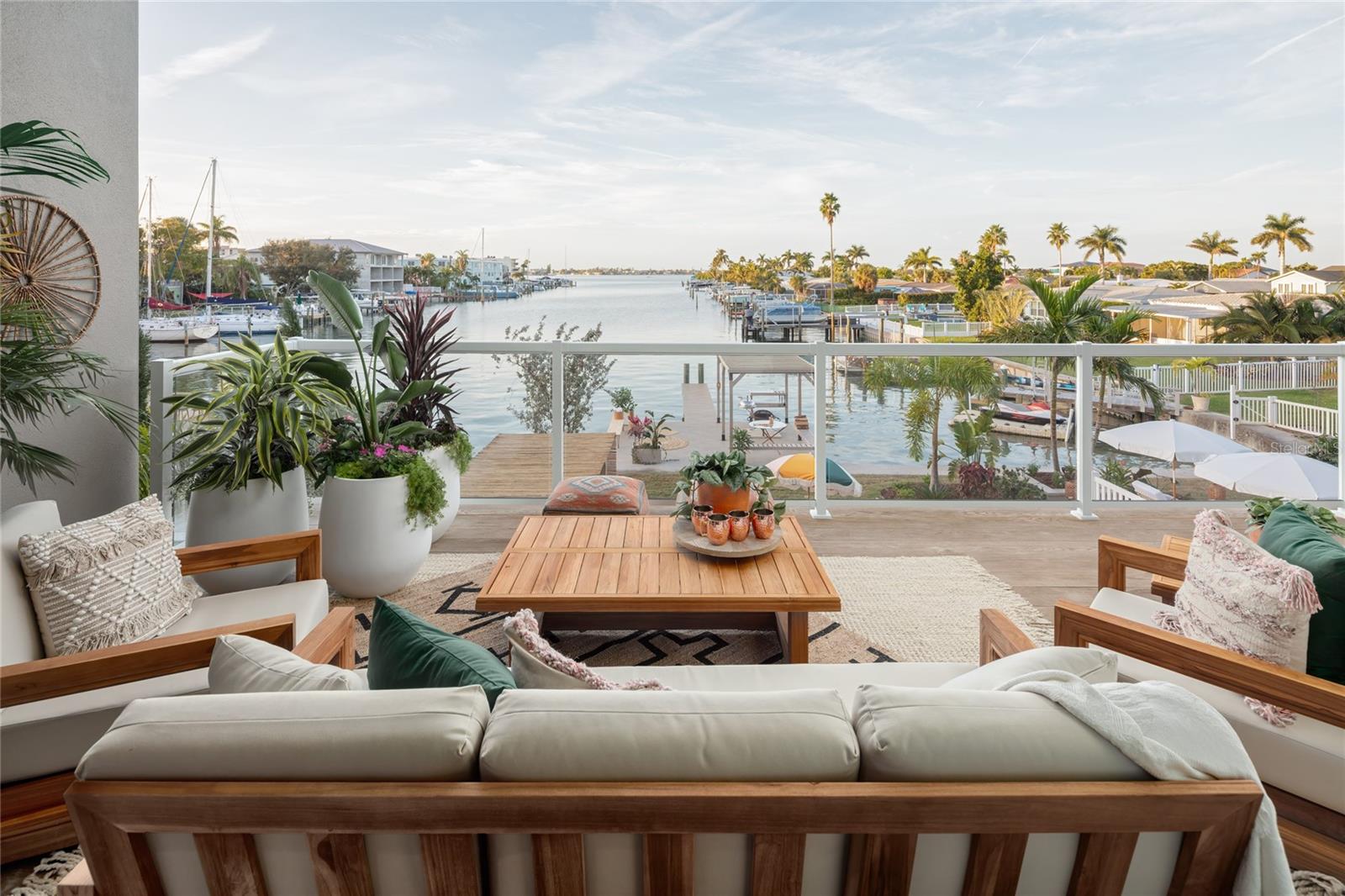 VILLA CAPRI - TI3 A CONDO - Residential