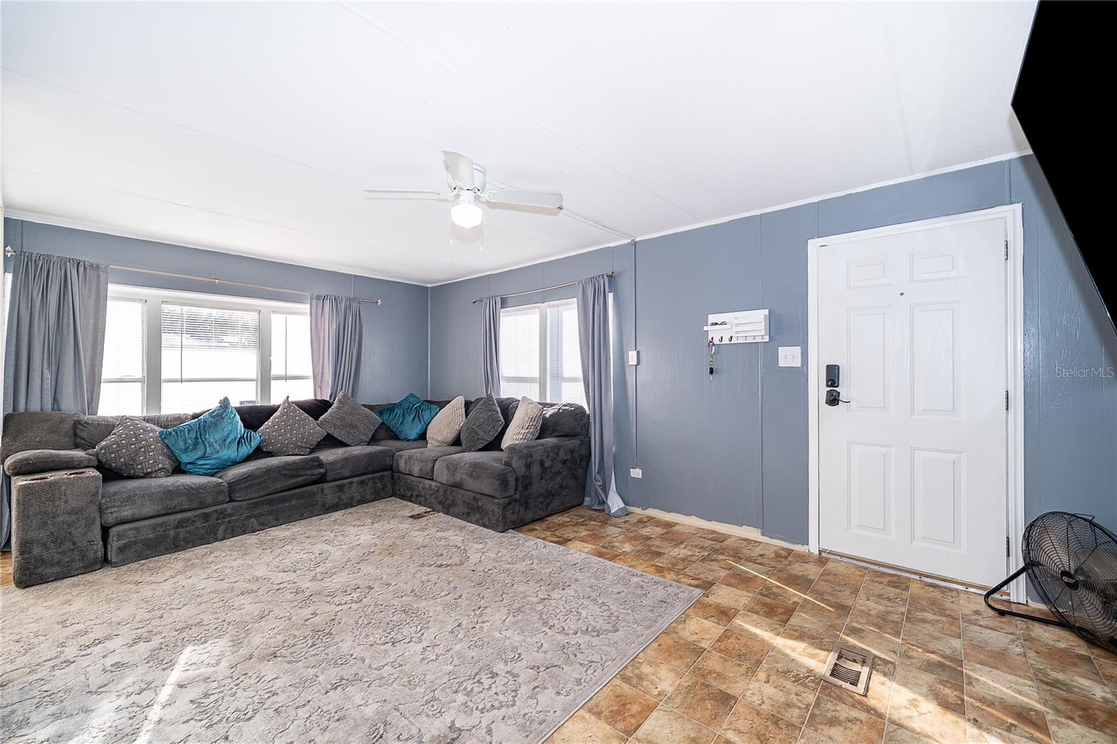 CHRISTMAS PARK FIRST ADD - Residential