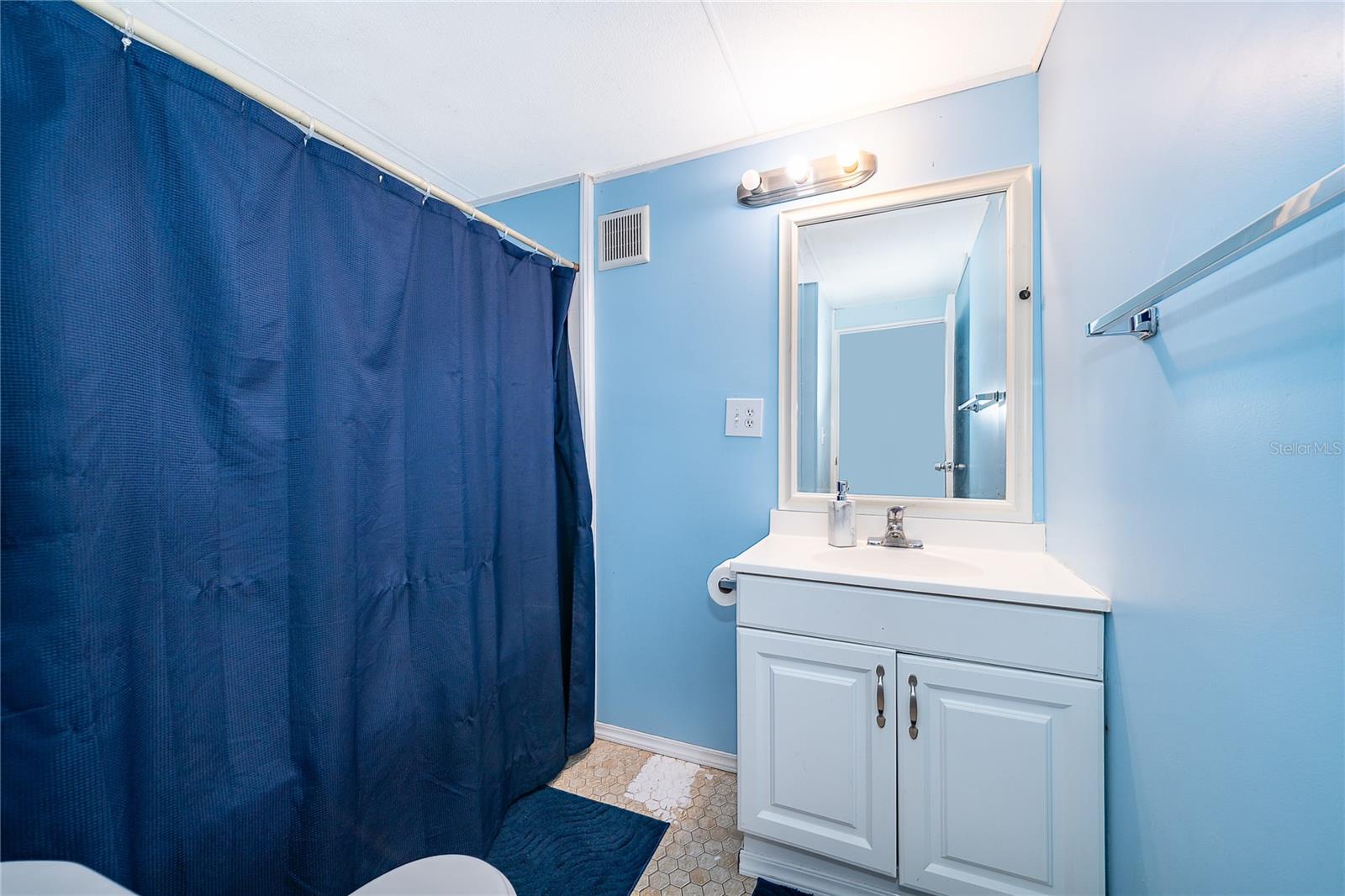 CHRISTMAS PARK FIRST ADD - Residential