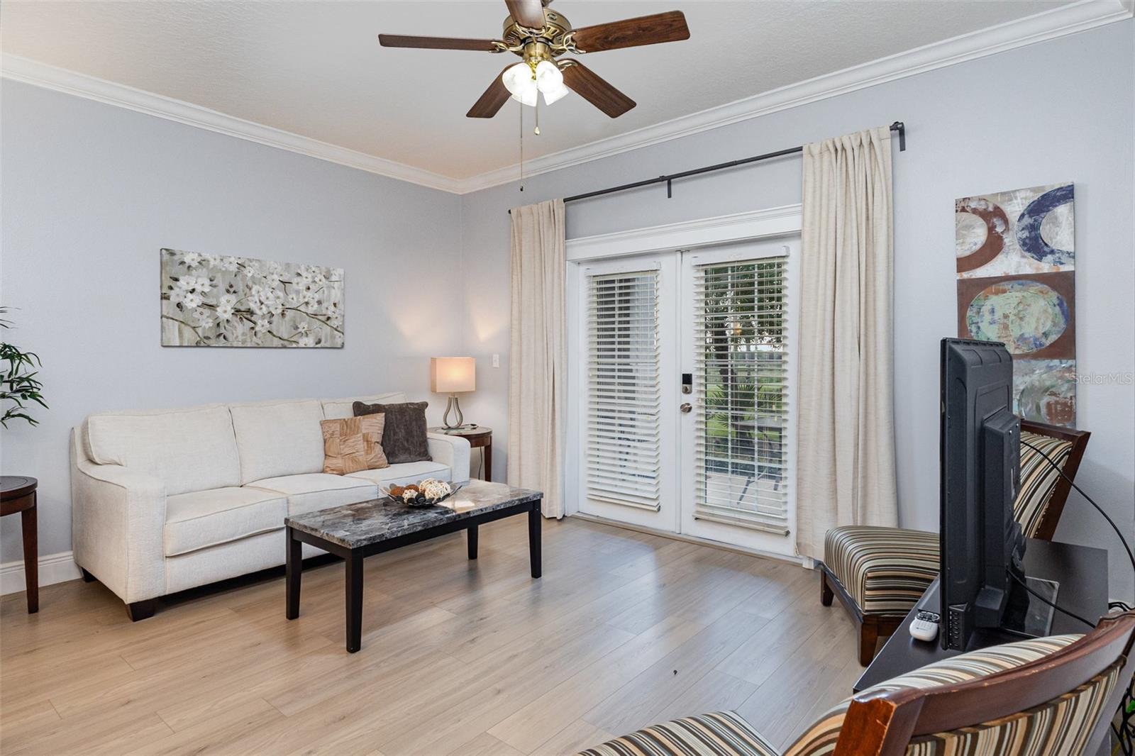 HERITAGE CROSSING - Residential