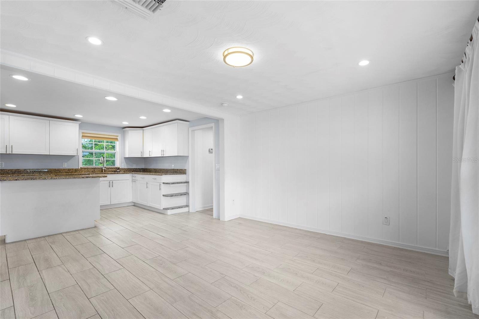 PINE VIEW TERRACE - Residential