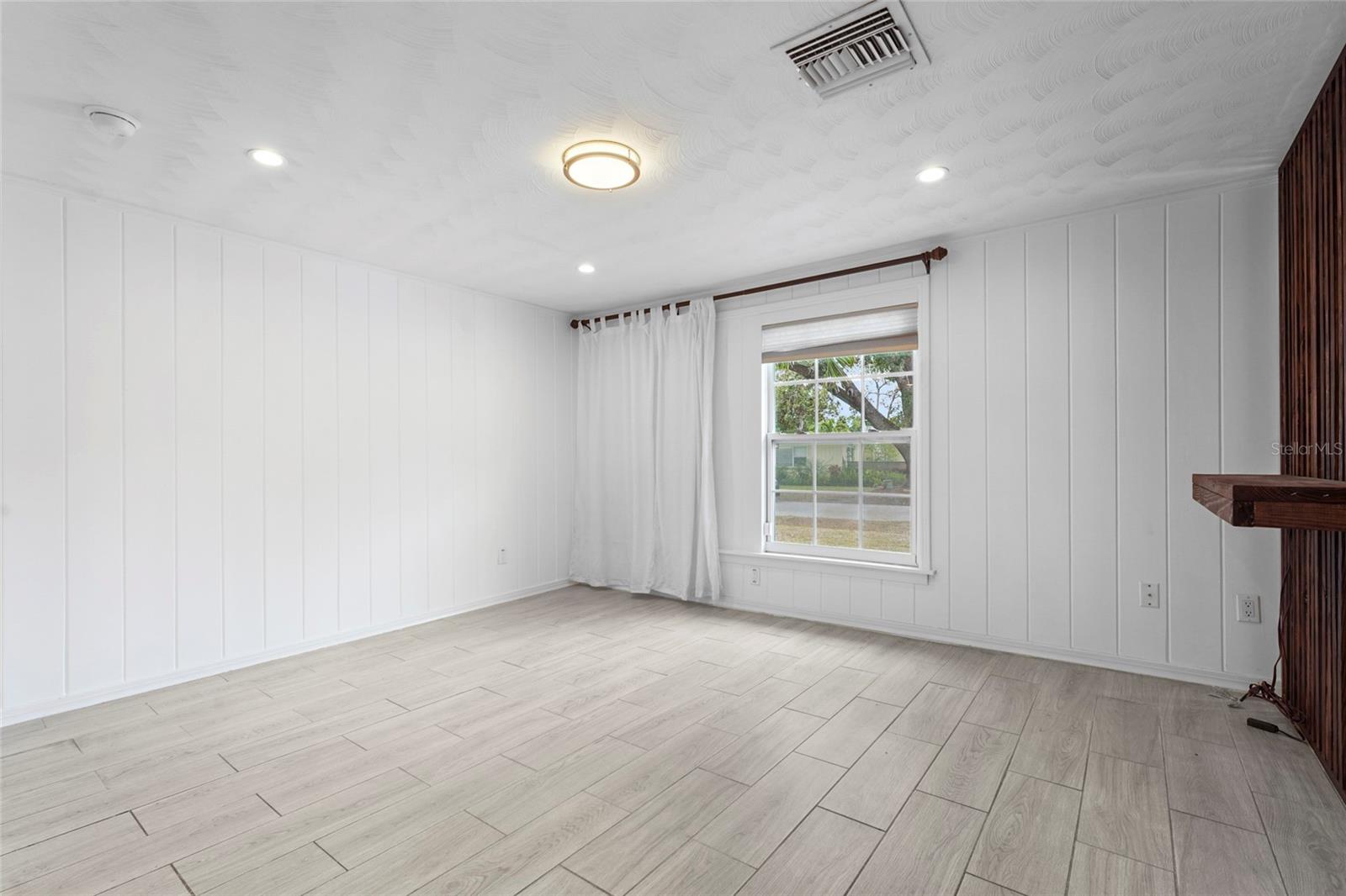 PINE VIEW TERRACE - Residential