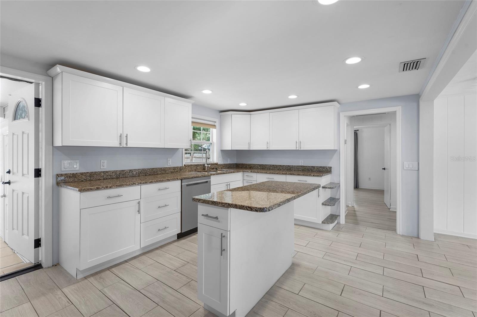 PINE VIEW TERRACE - Residential