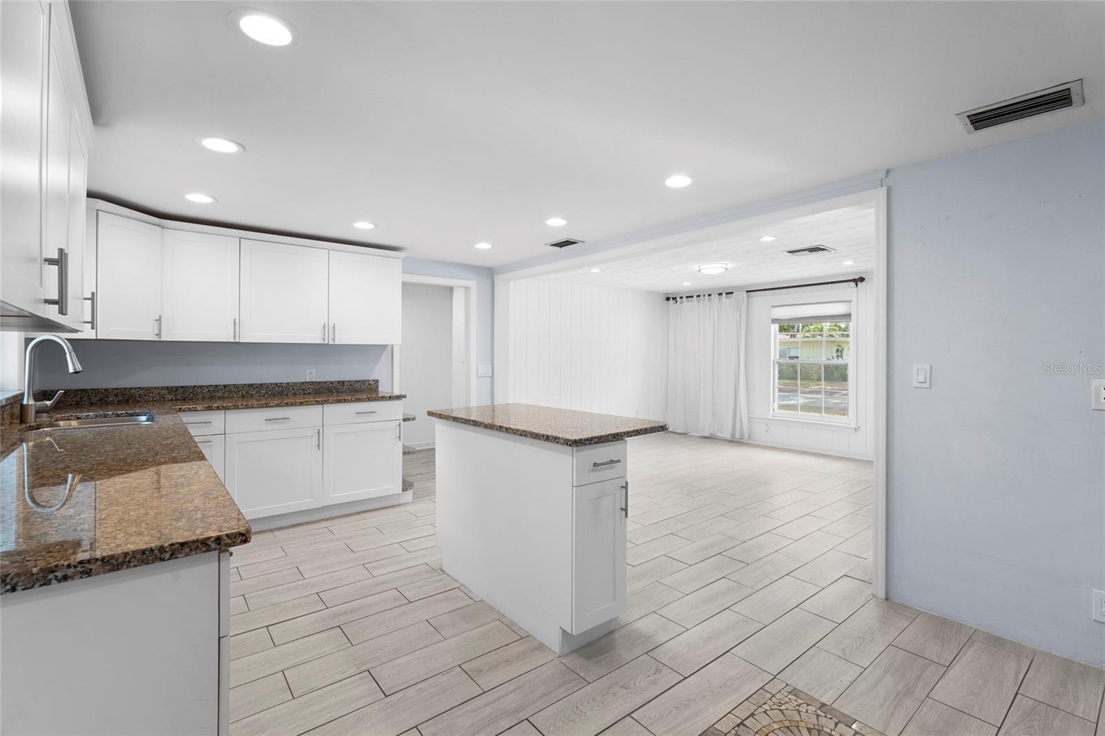 PINE VIEW TERRACE - Residential