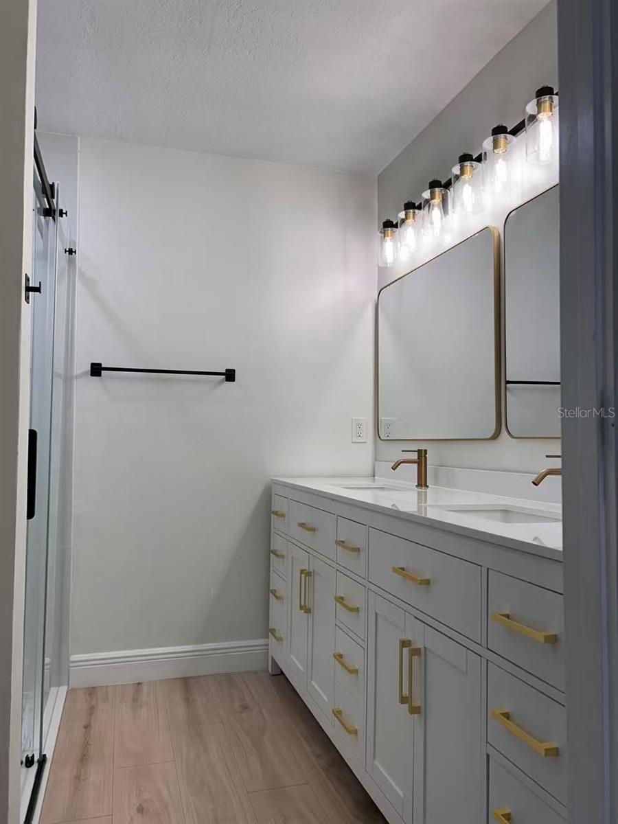 ALAFAYA WOODS PH 14 - Residential Lease