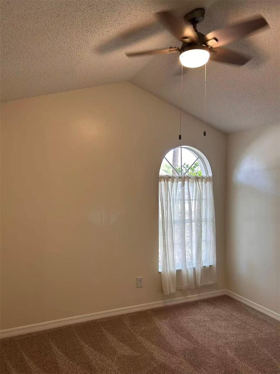 ALAFAYA WOODS PH 14 - Residential Lease