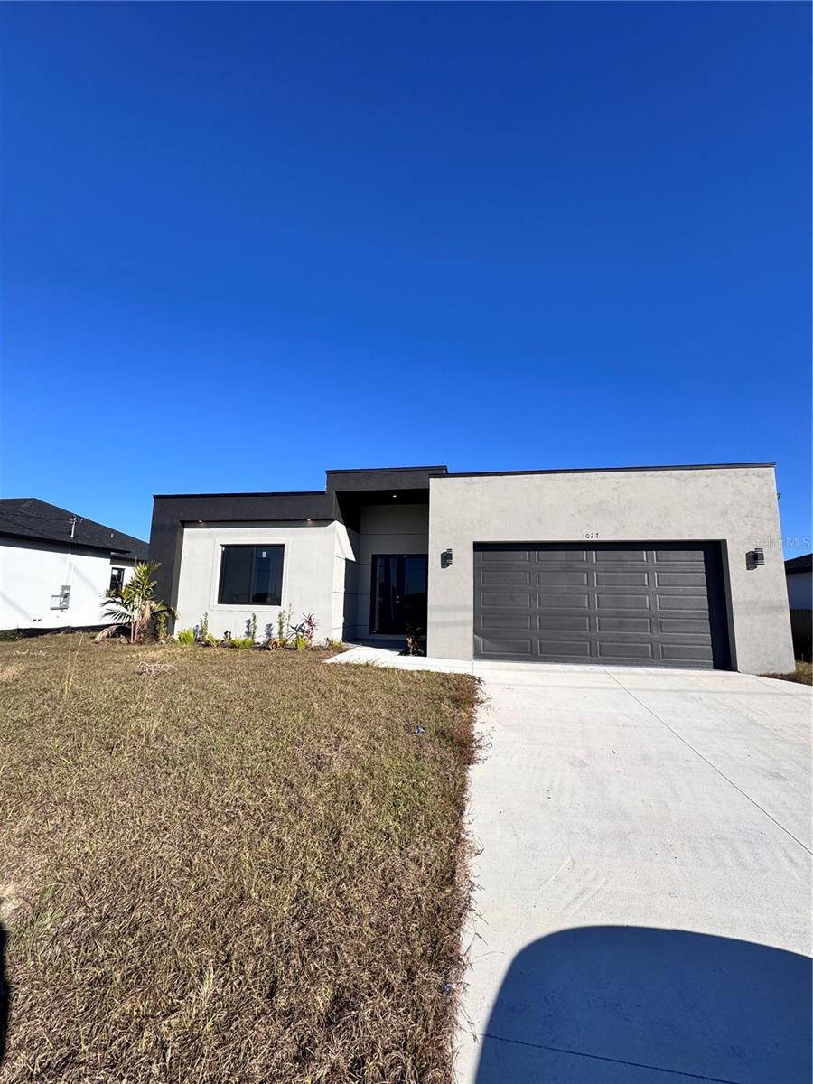 1027 KISMET PARKWAY W