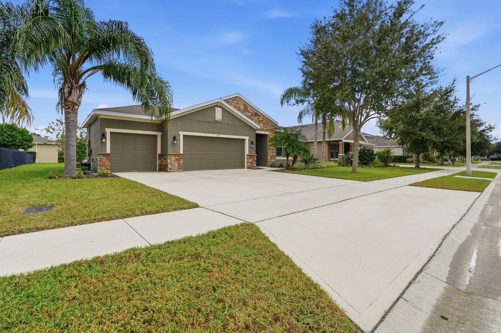 RIVER OAKS/ORMOND BEACH PH 1 - Residential