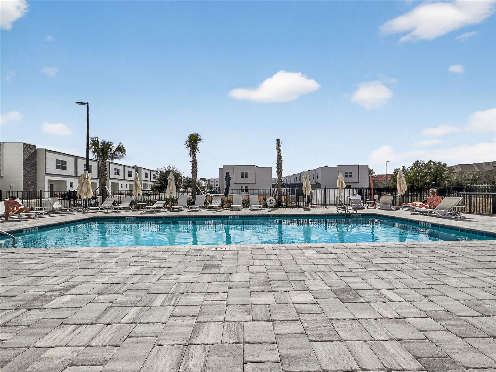 AZUR RESORT - Residential