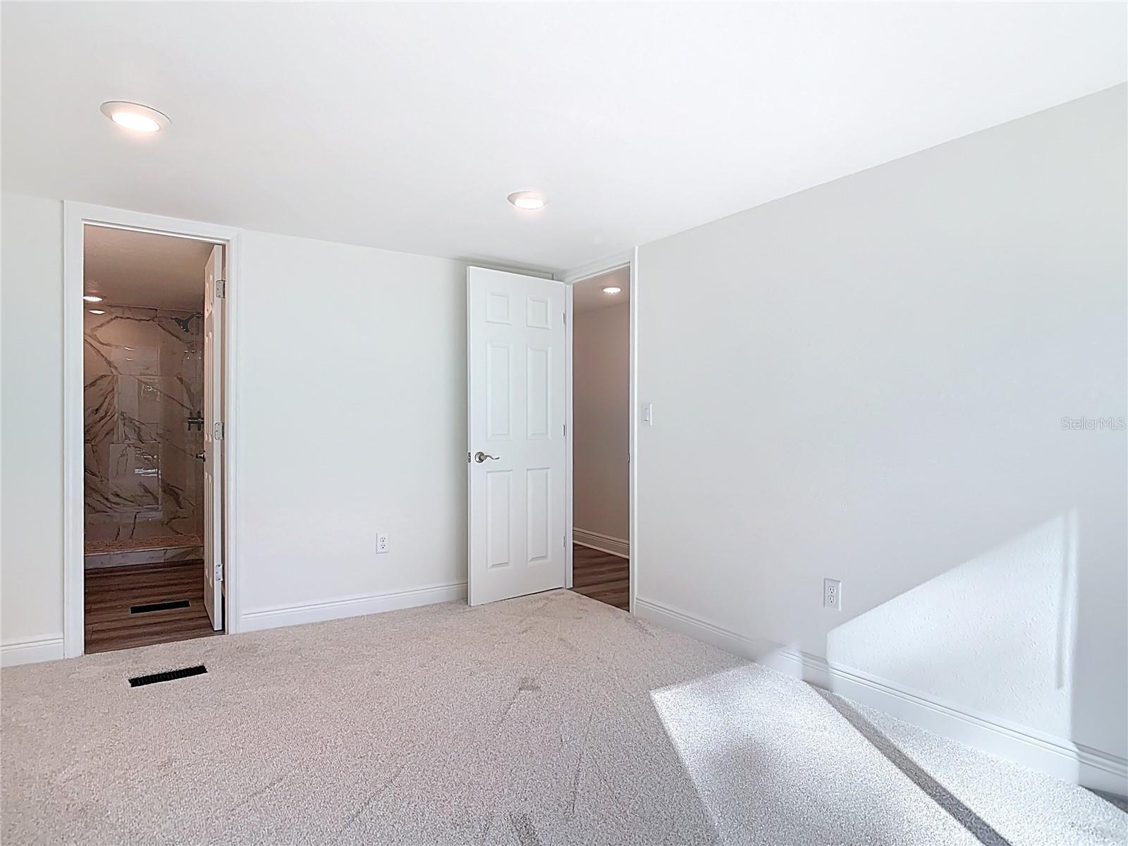 SORRENTO REEVES SUB - Residential