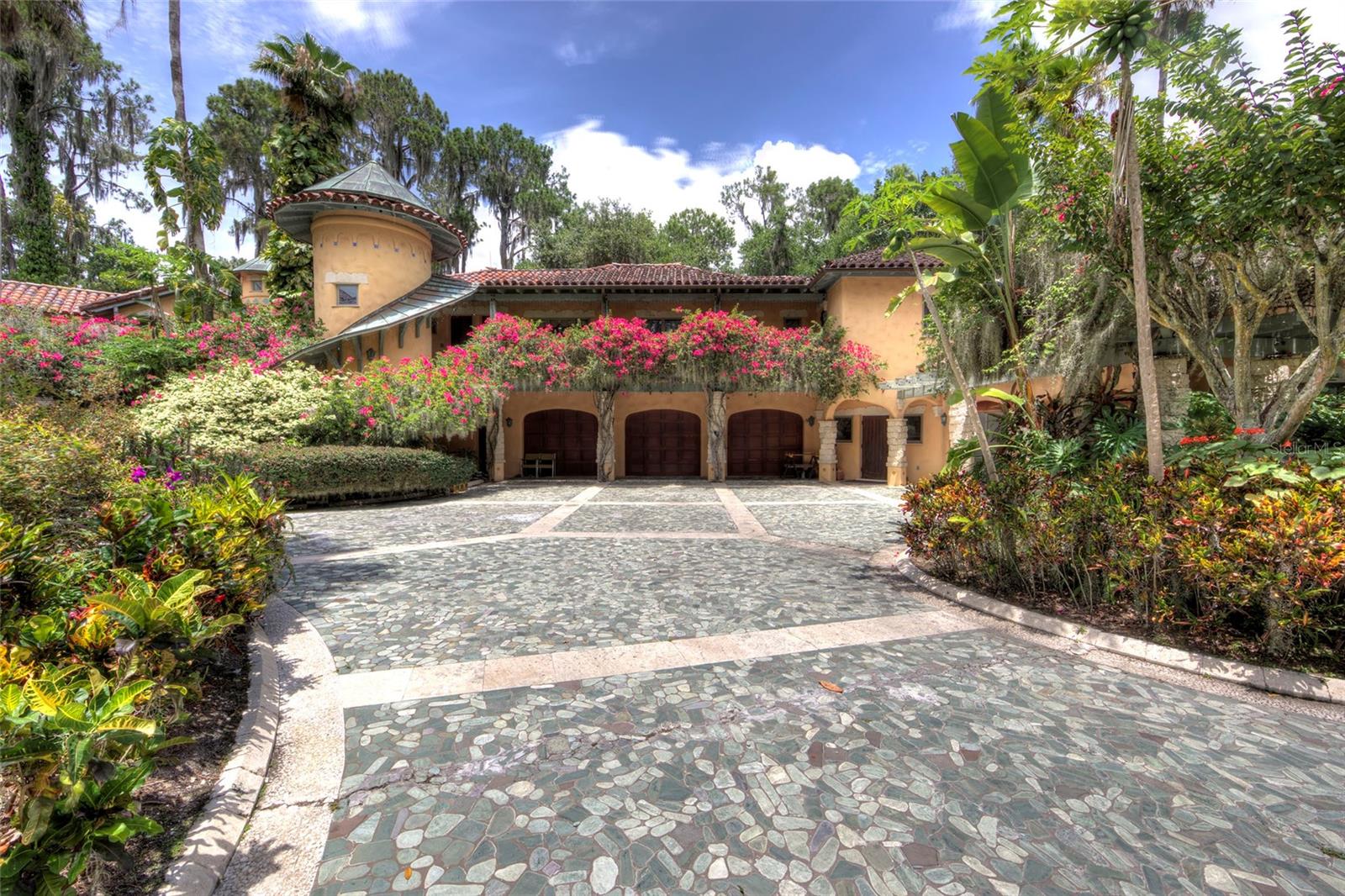 9291 POINT CYPRESS DRIVE