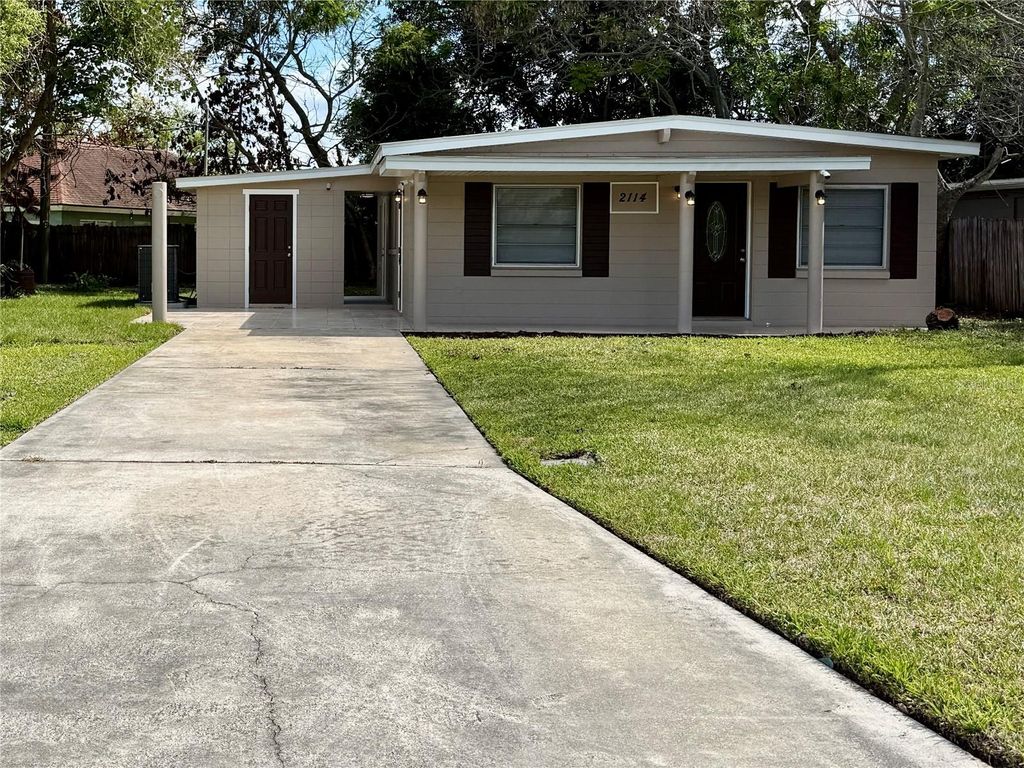 Photo of 2114 Catherine St, Kissimmee, FL 34741 (MLS # S5148543)