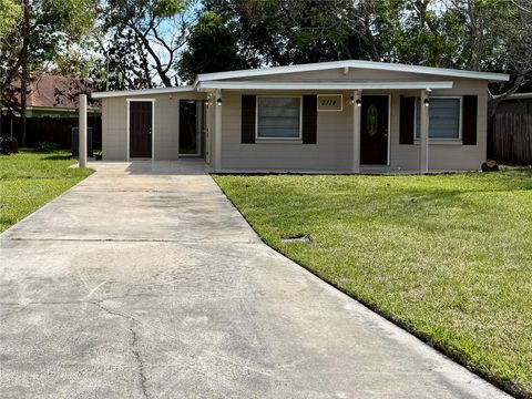 Photo of 2114 Catherine St, Kissimmee, FL 34741 (MLS # S5148543)