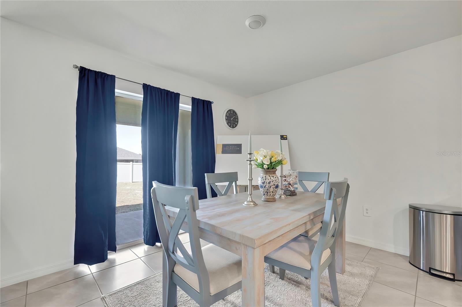 377 W FAIRWAYS VIEW DRIVE