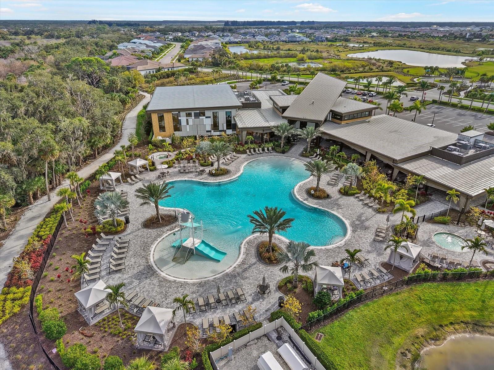 SKYE RANCH NBRHD 2 TWNHMS NORT - Residential