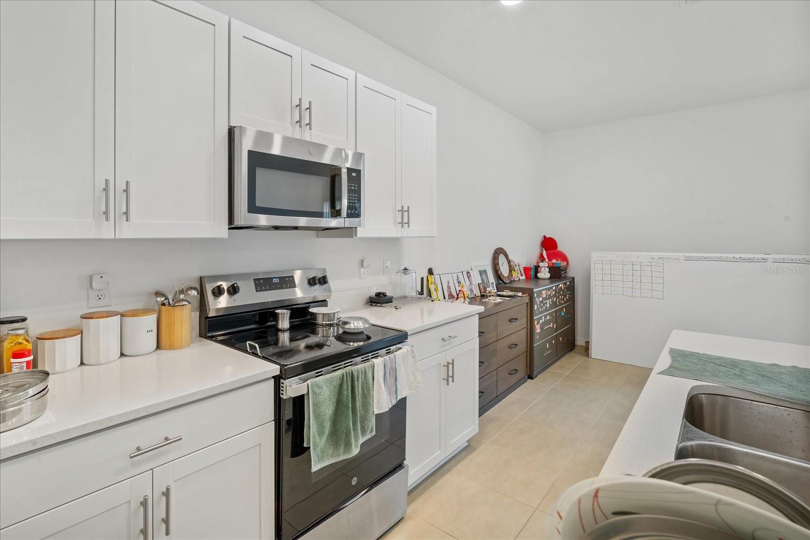 SKYE RANCH NBRHD 2 TWNHMS NORT - Residential