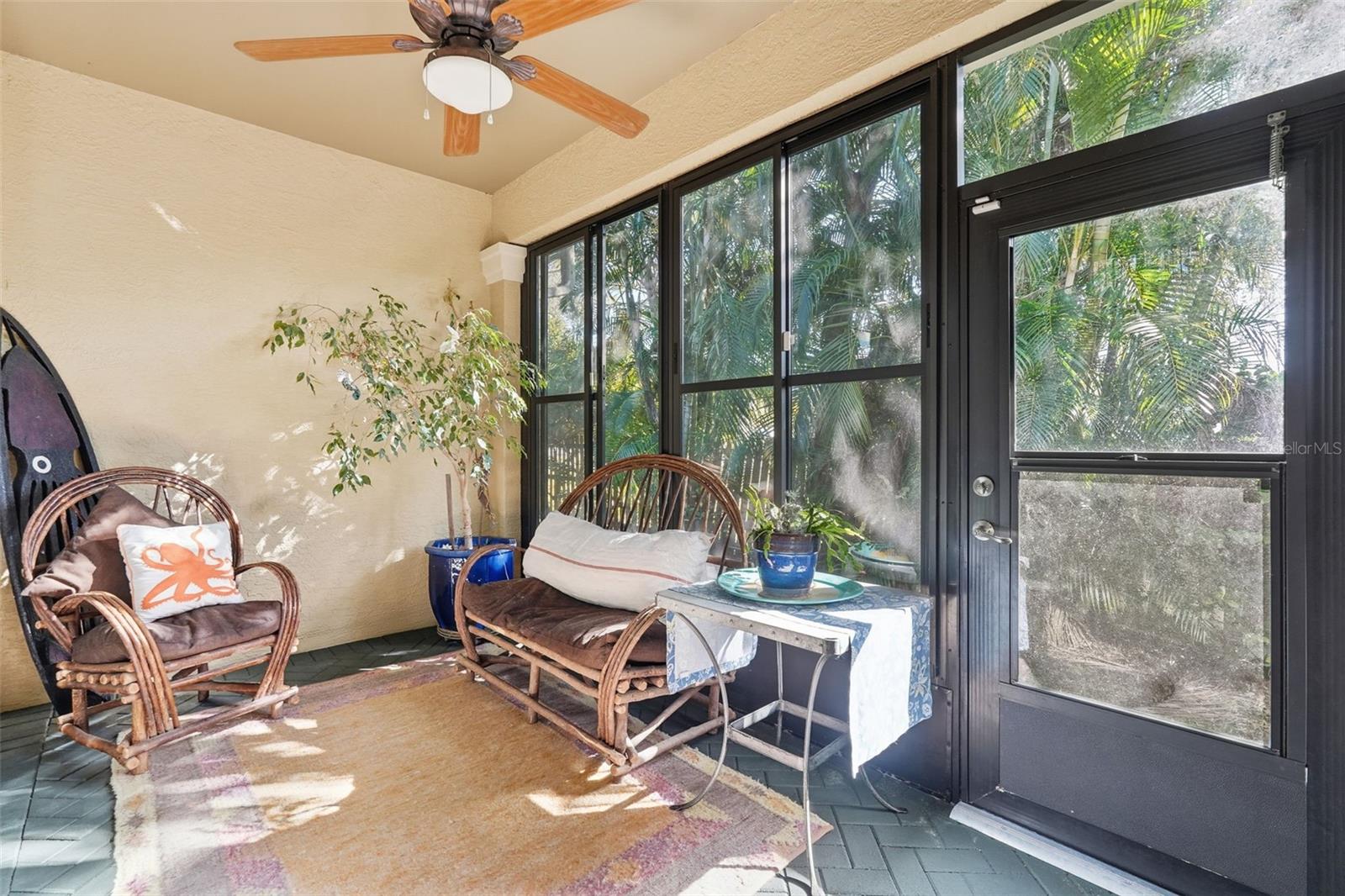 BEACON TRACE TWNHMS - Residential