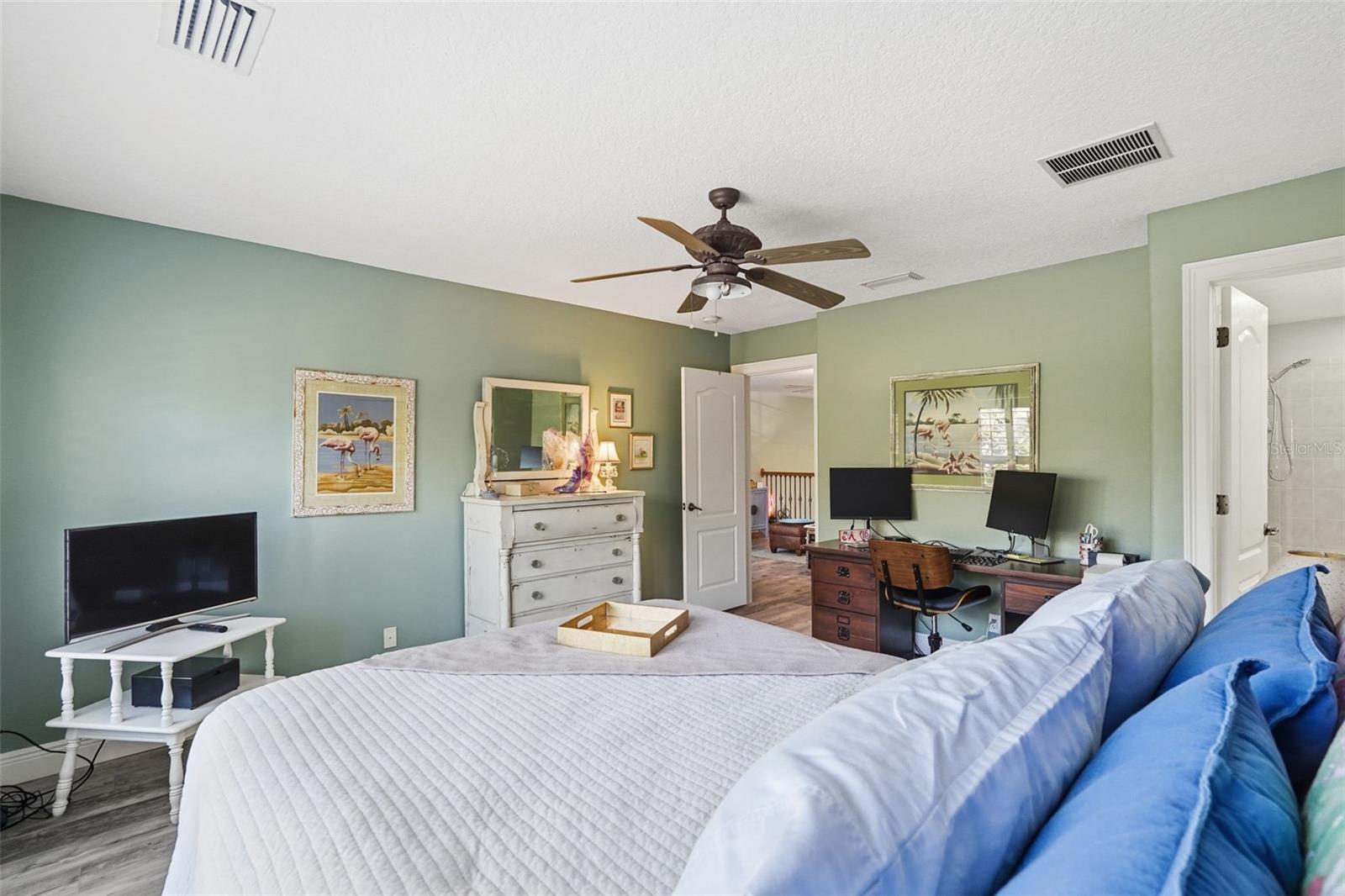 BEACON TRACE TWNHMS - Residential