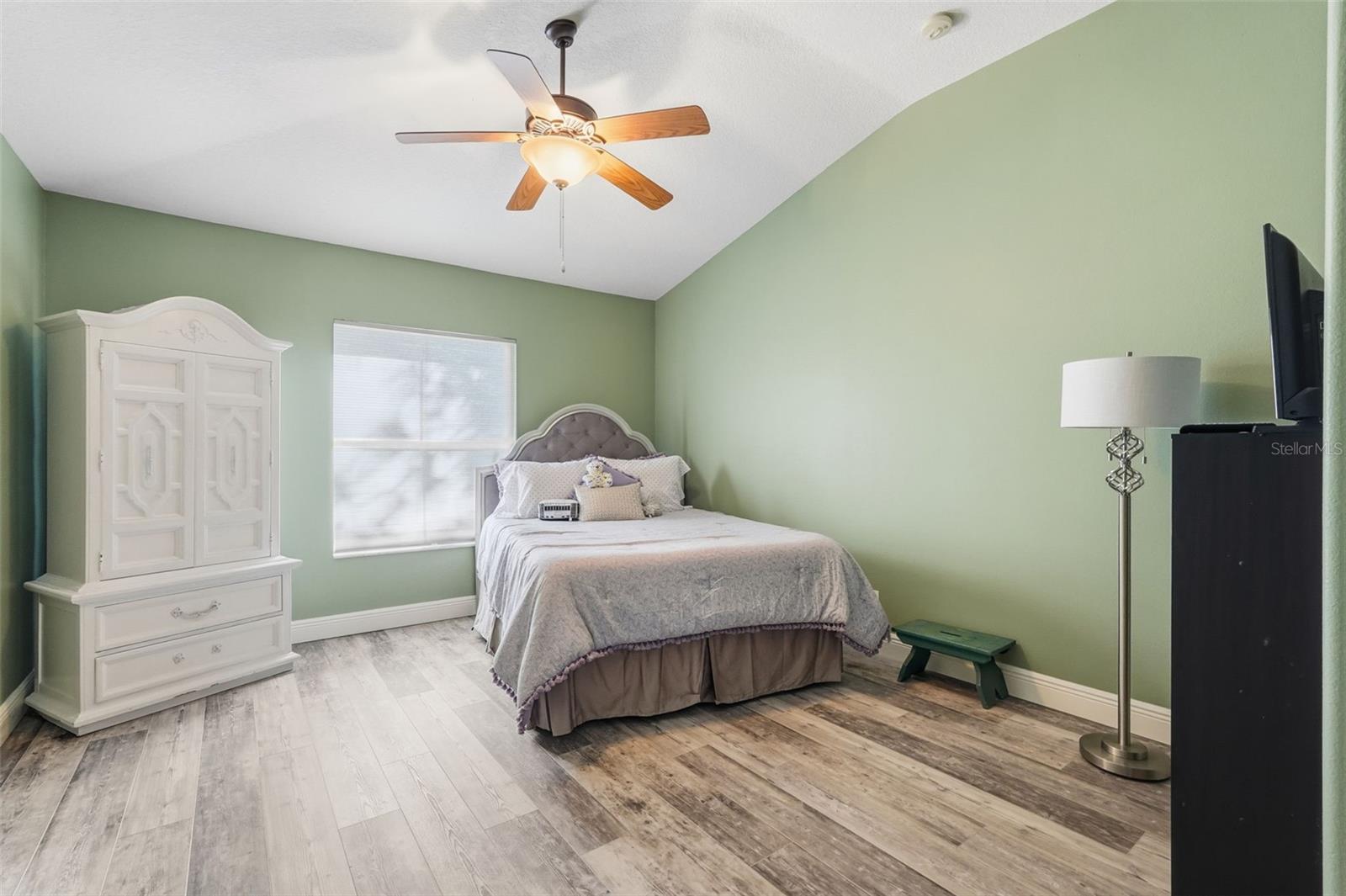 BEACON TRACE TWNHMS - Residential